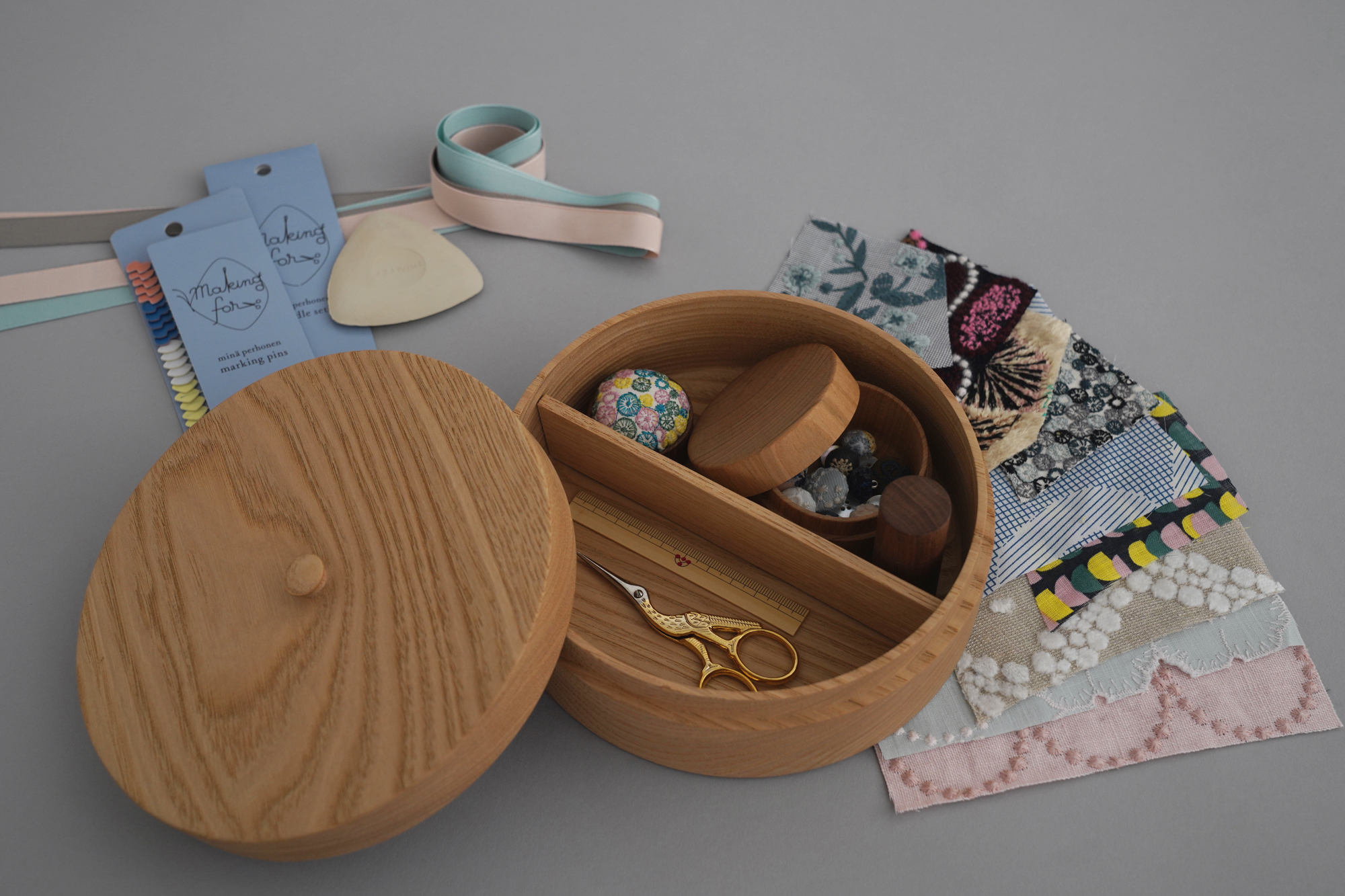 10cmにて、「繕い」展 10cm + minä perhonenを開催いたします。4月16日