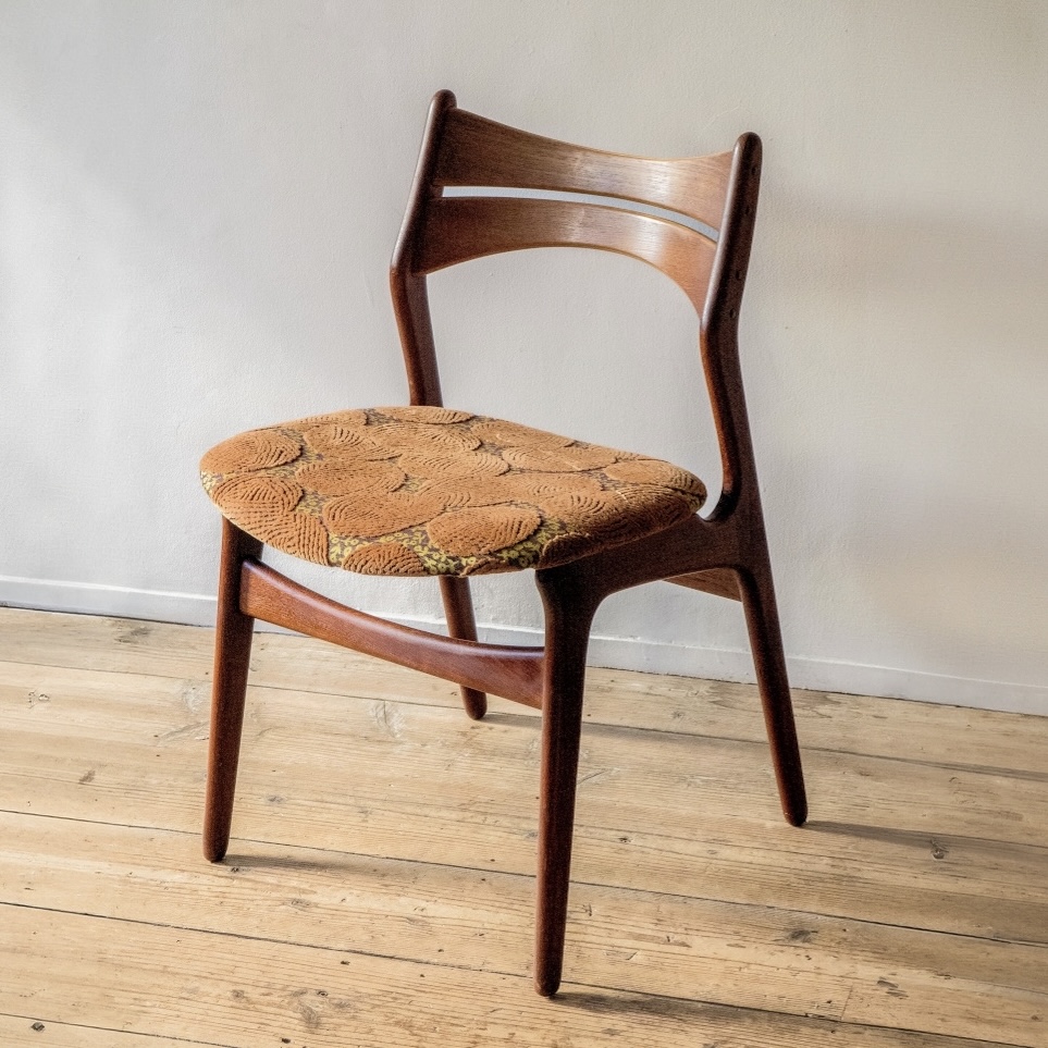 minä perhonen kotori woolly ball woolly ball Dining Chair - minä perhonen