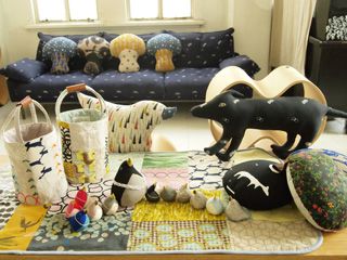 ピース, 京都が2周年をむかえます - minä perhonen