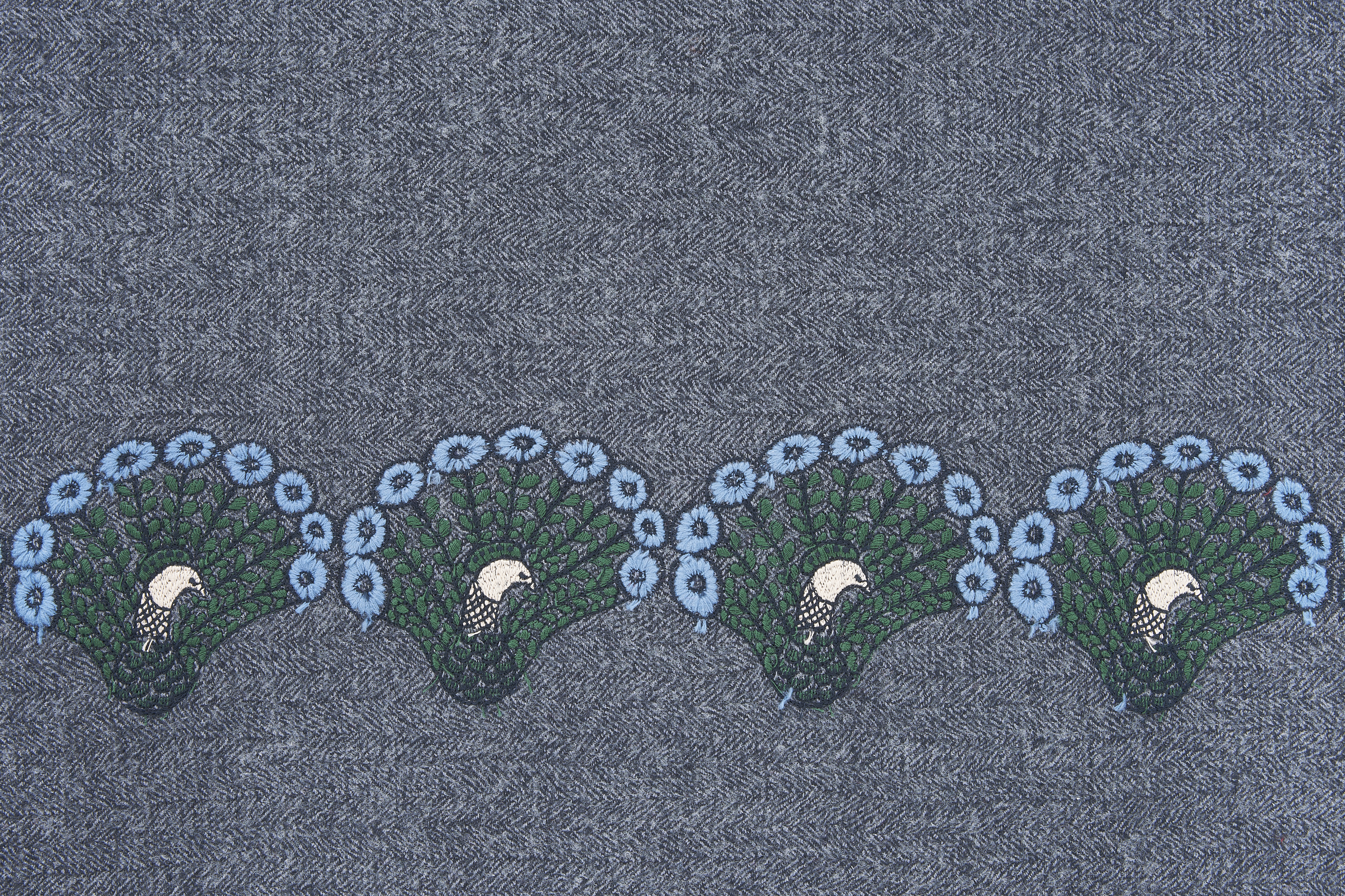 peacock - minä perhonen