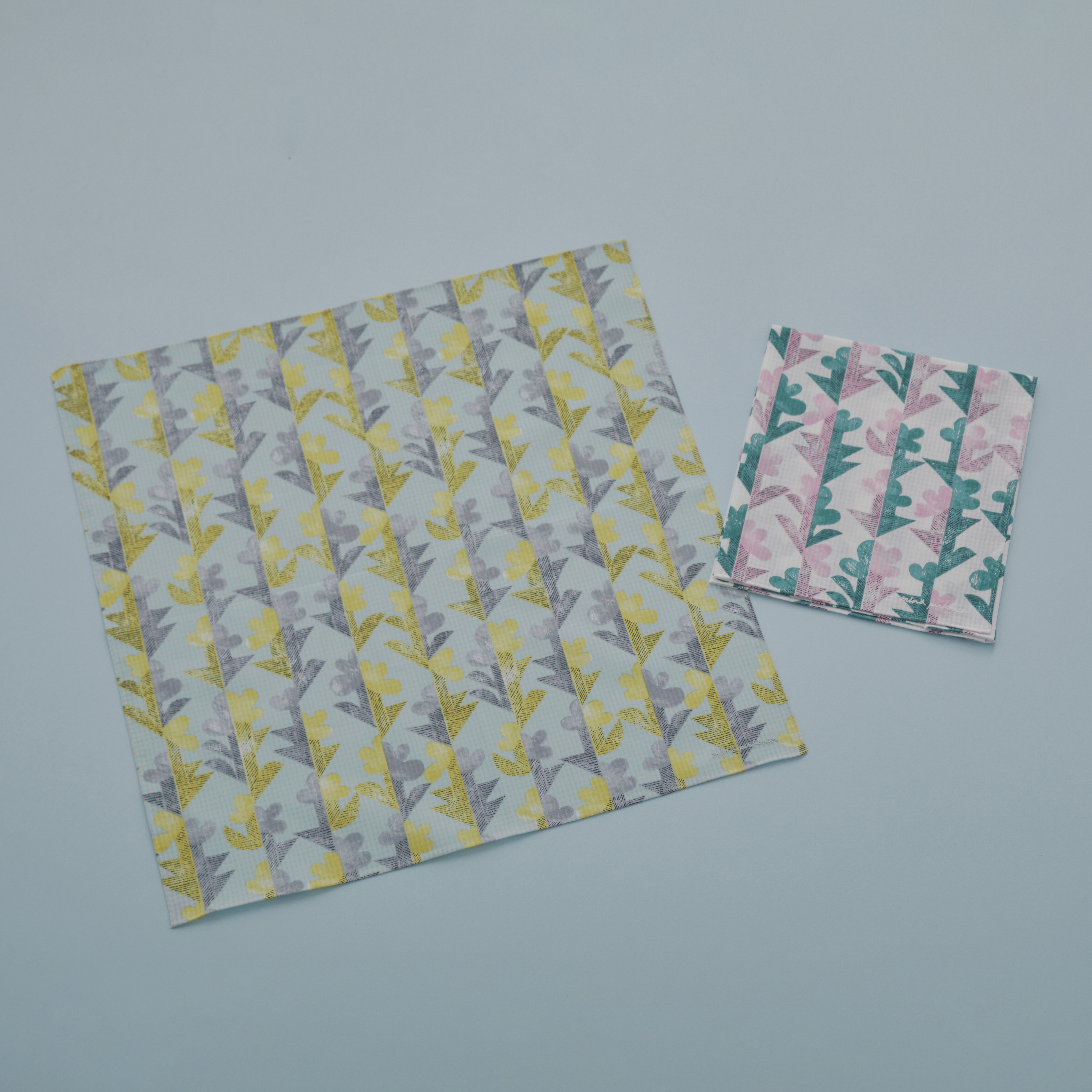 Towels & Handkerchiefs - minä perhonen