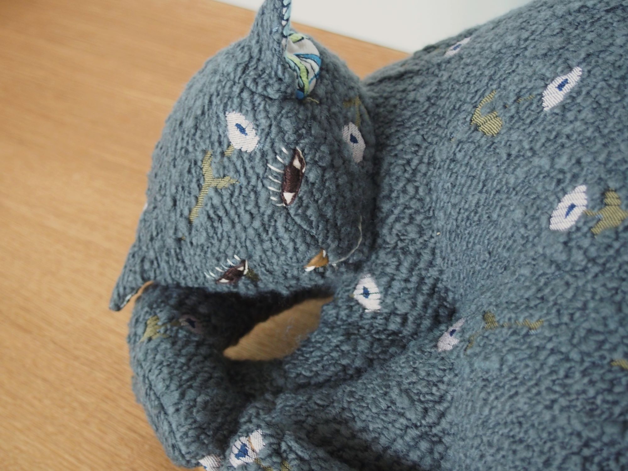ミナペルホネン　necco cushion necco cushion発売のお知らせ。1月21日～ - minä perhonen