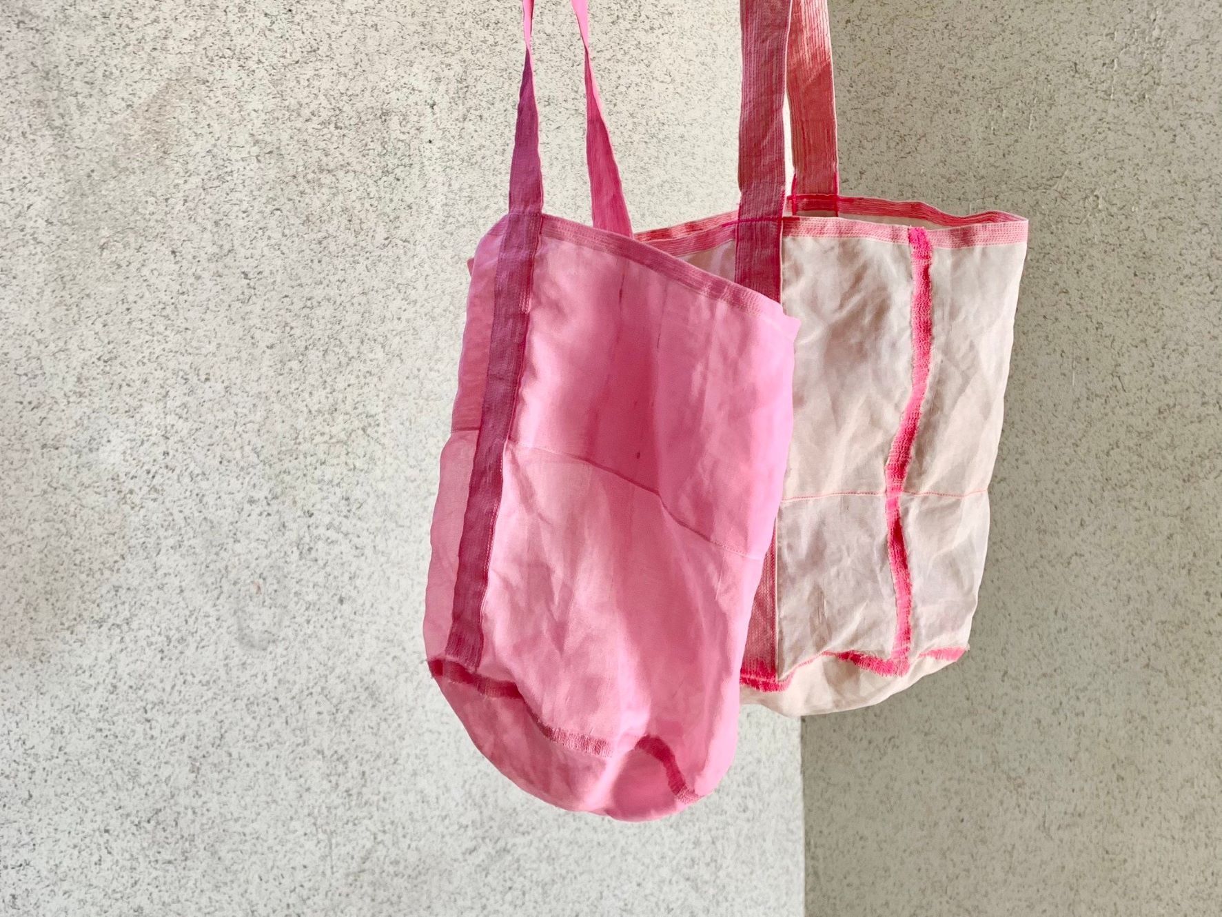 冨沢恭子「布偶とかばん」展を、elävä Ⅰと galleria nolla にて開催