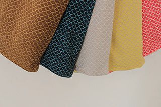 ピース，両店舗にてmermaidのトートバッグとポーチを発売いたします