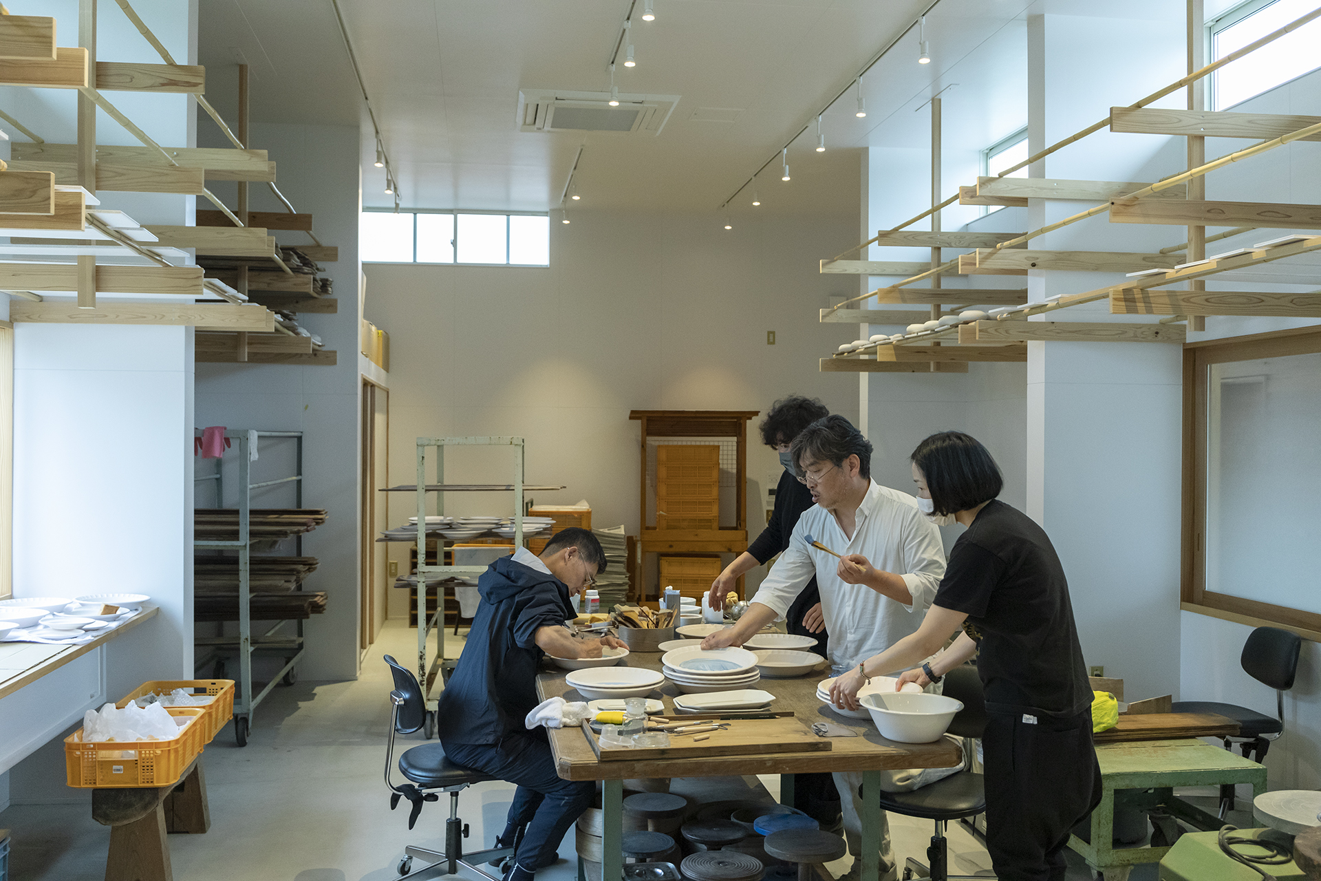 making ceramics by Koichi Uchida and Akira Minagawa - minä perhonen