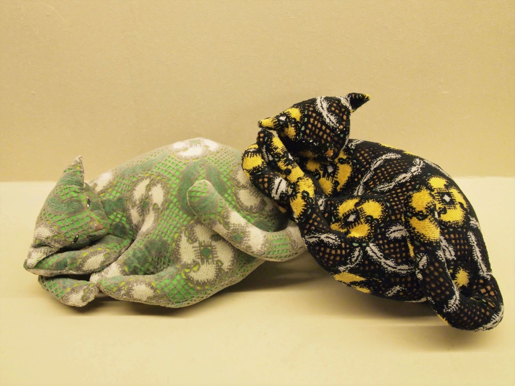 necco cushion発売のお知らせ。1月21日～ - minä perhonen