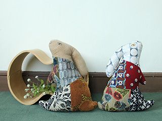 パッチワークのusagiクッションとリメイクドレスを発売します。 - minä