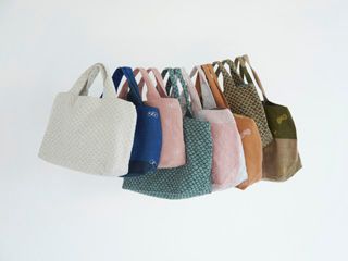 パニーニバッグを発売致します。 10月6日〜と11月3日〜 - minä perhonen