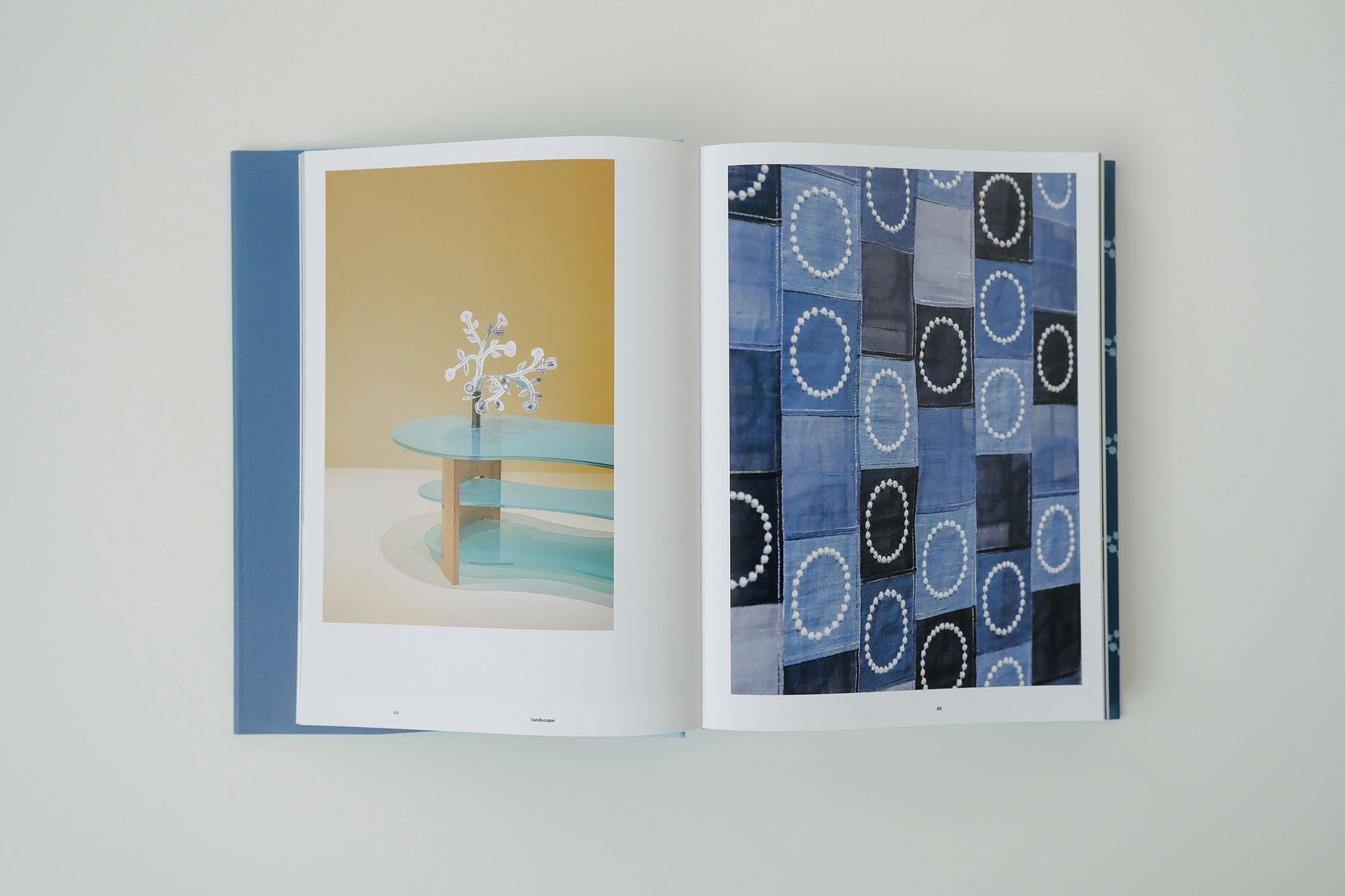 ミナペルホネン つづく展 図録 バック 限定 Amazon.co.jp: ミナペルホネン 限定トートバッグ 図録 つづく展