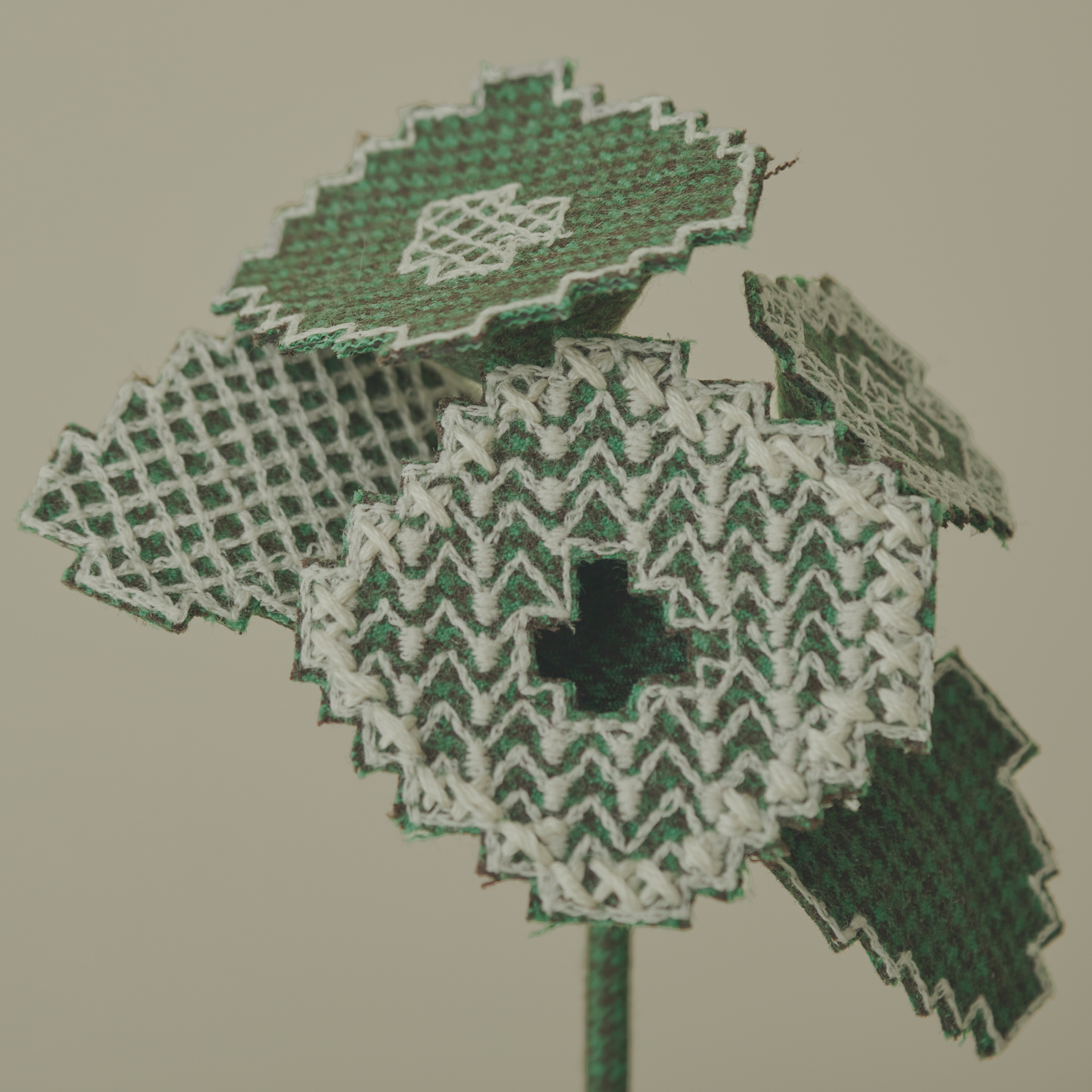 la fleur ミナペルホネン カメリア ブローチ la fleur ミナペルホネン カメリア ブローチ swing camellia'' 2022-23