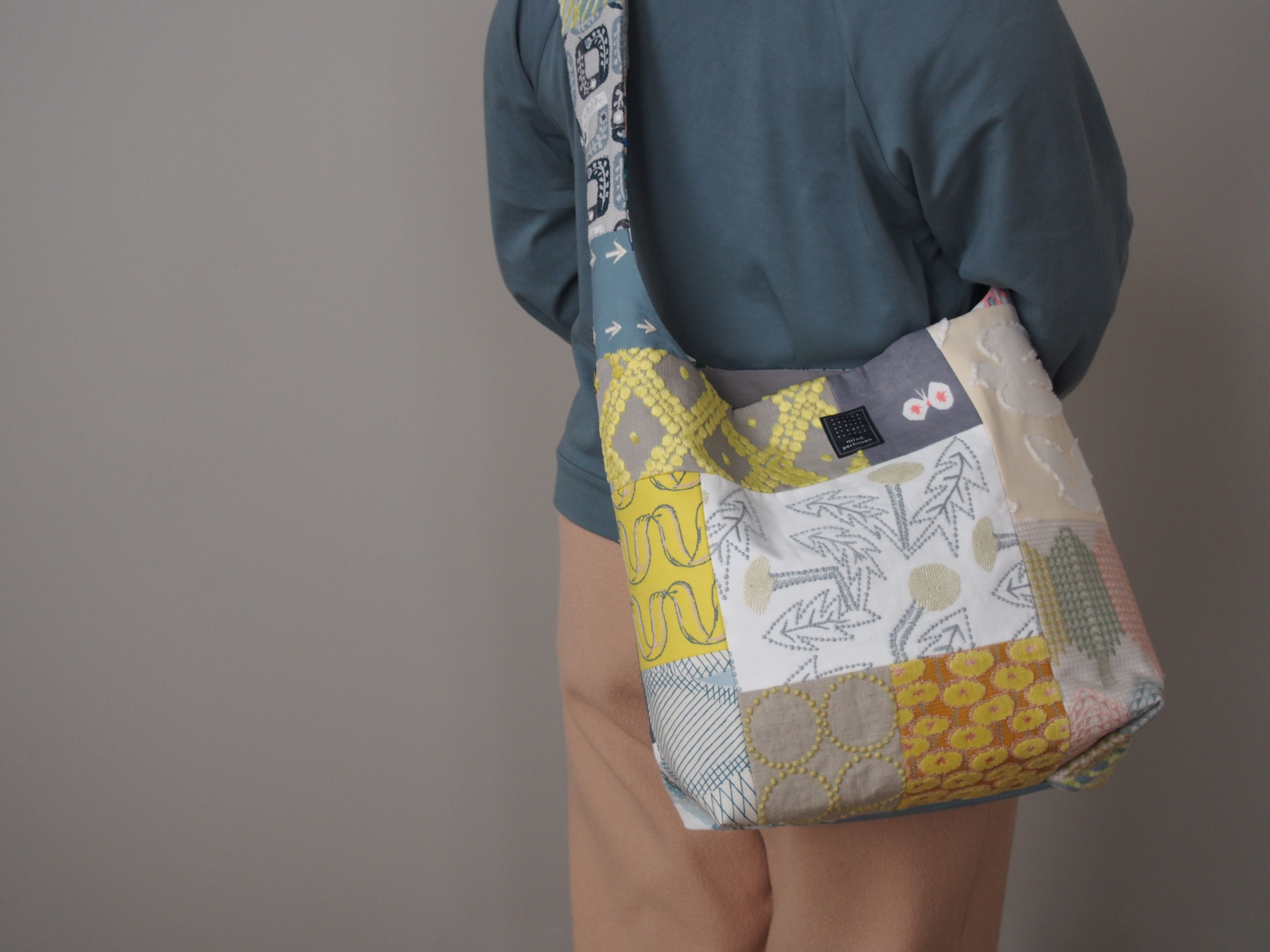 1489】パッチワーク 大きな丸底ショルダーバッグ＊ミナペルホネン