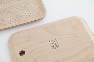 食卓にぬくもりを運ぶ白樺のトレイを発売いたします。 - minä perhonen