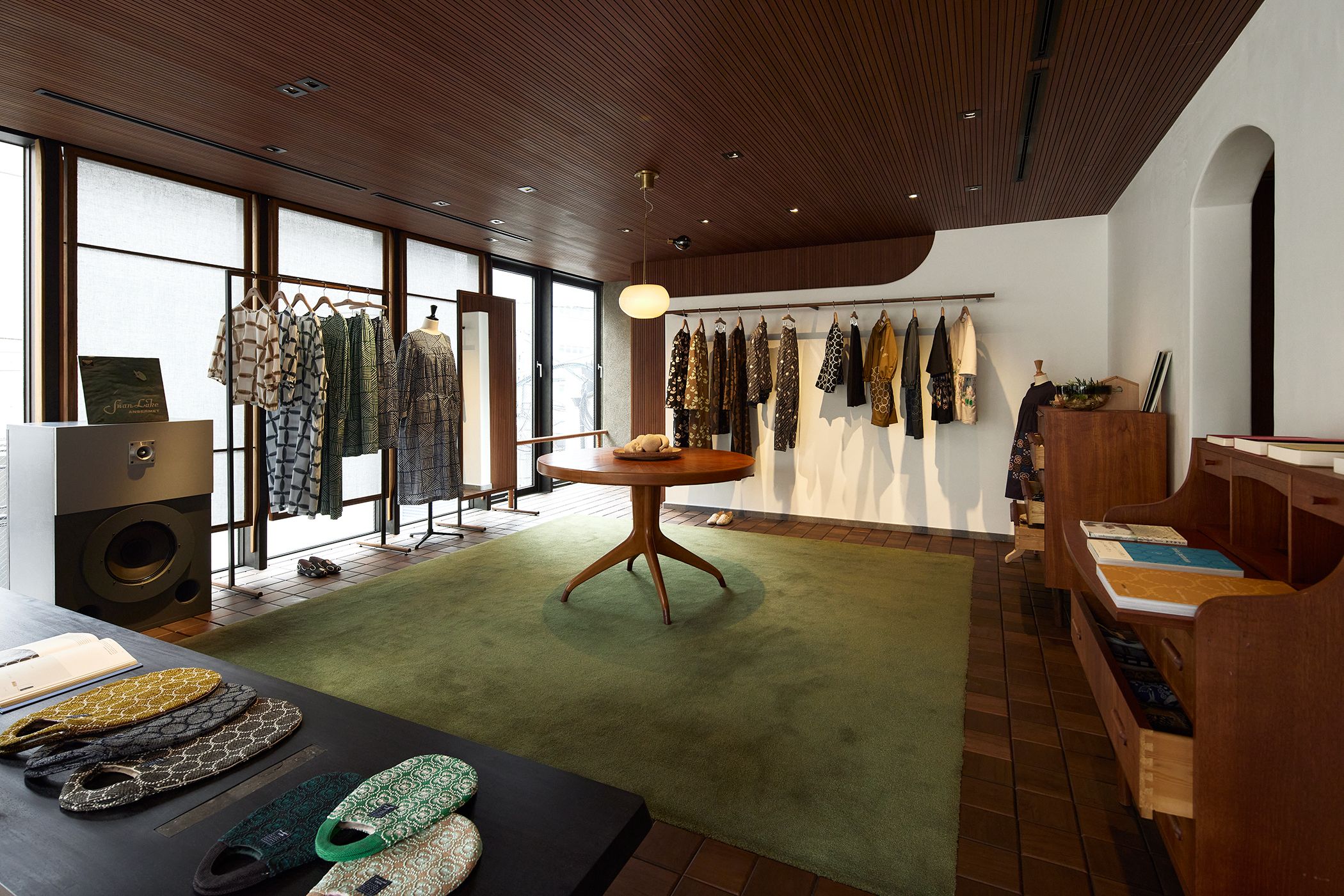 About the Fukuoka Store - minä perhonen