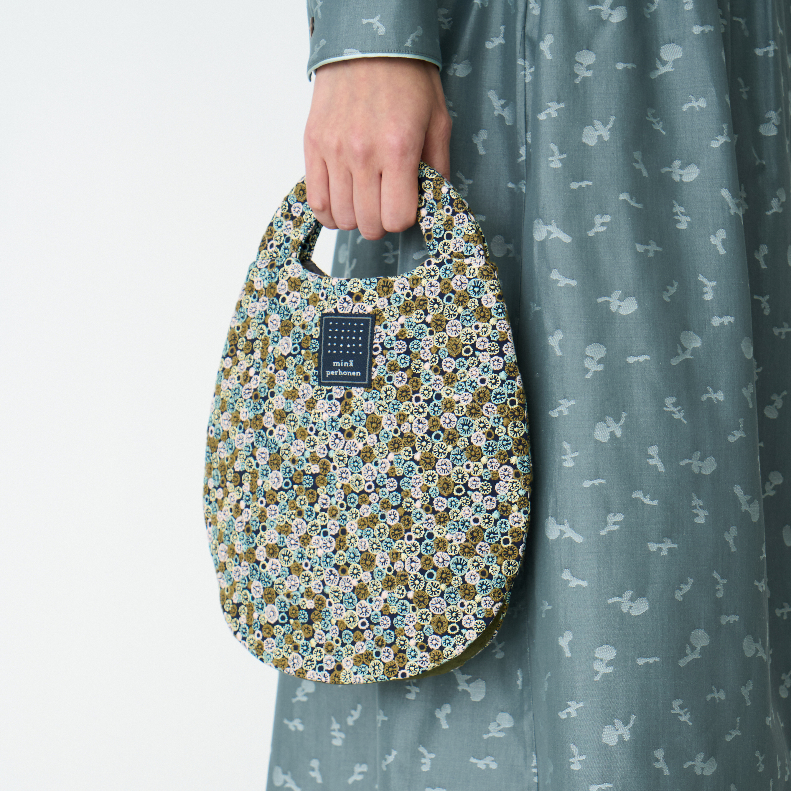 Online Store - minä perhonen