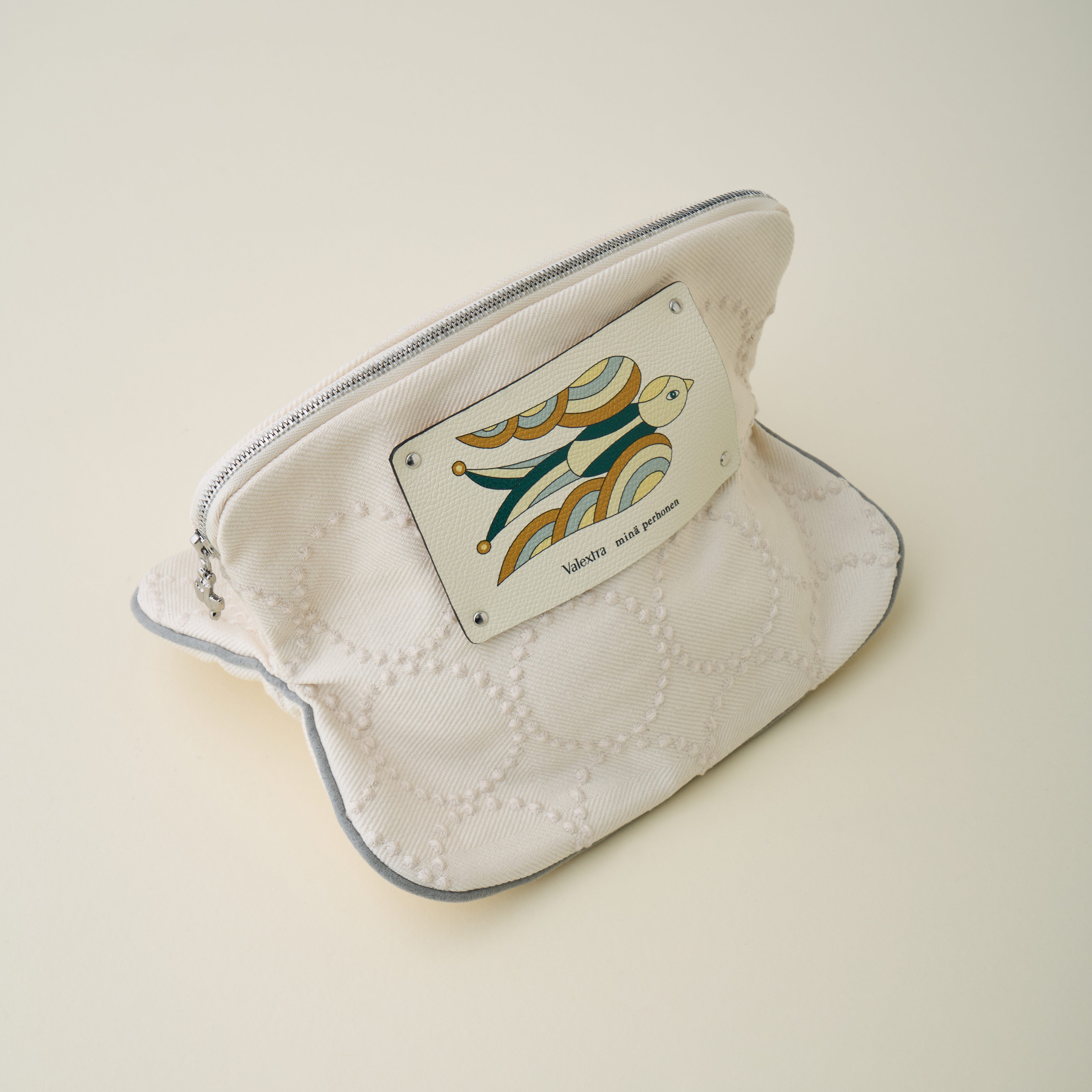 Online Store - minä perhonen