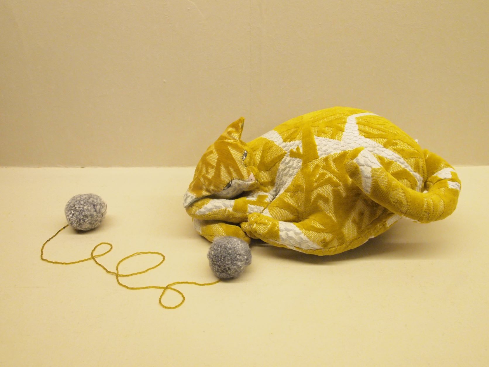 necco cushion発売のお知らせ。1月21日～ - minä perhonen