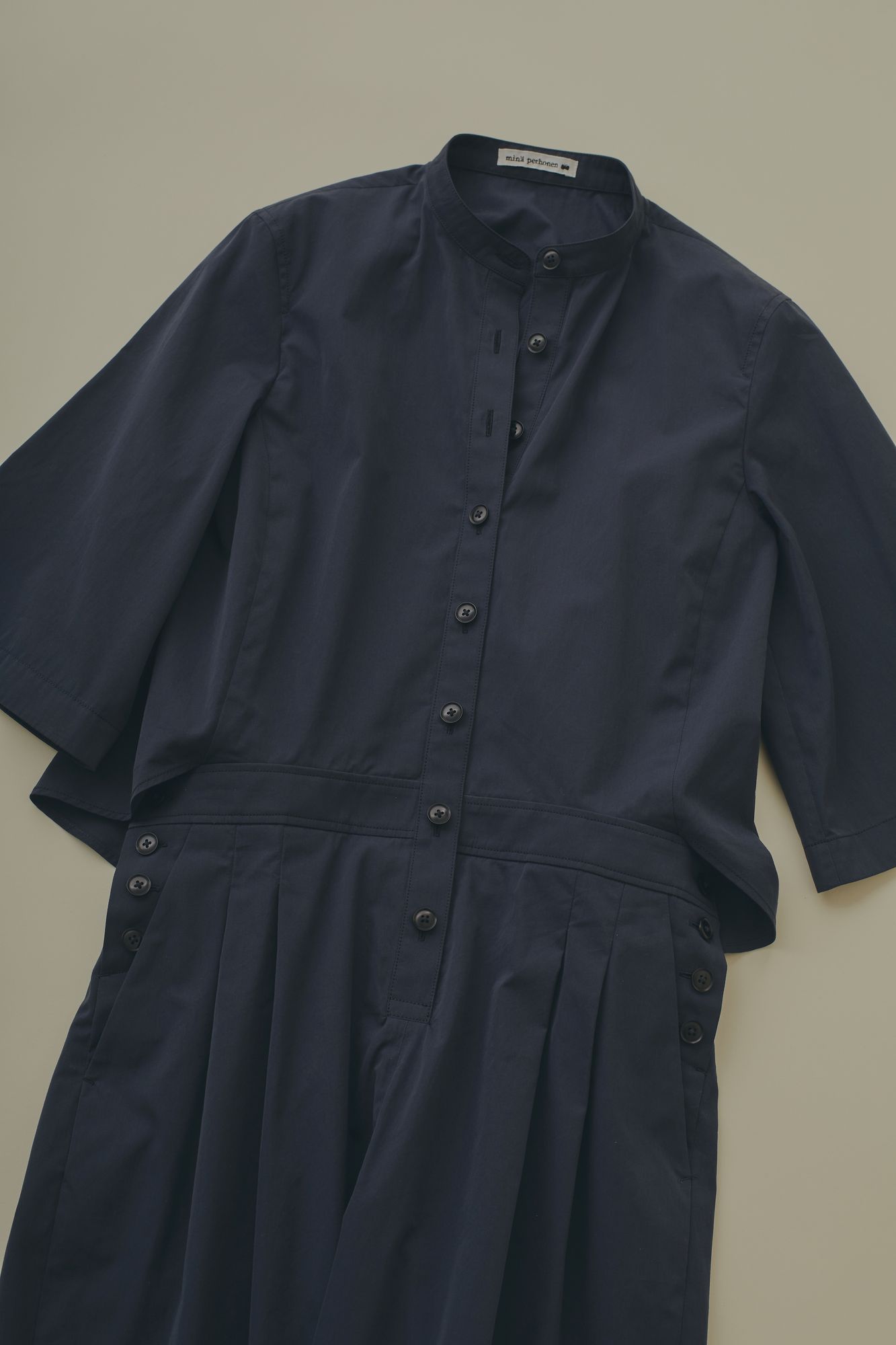 tutkia コンビネゾン - minä perhonen