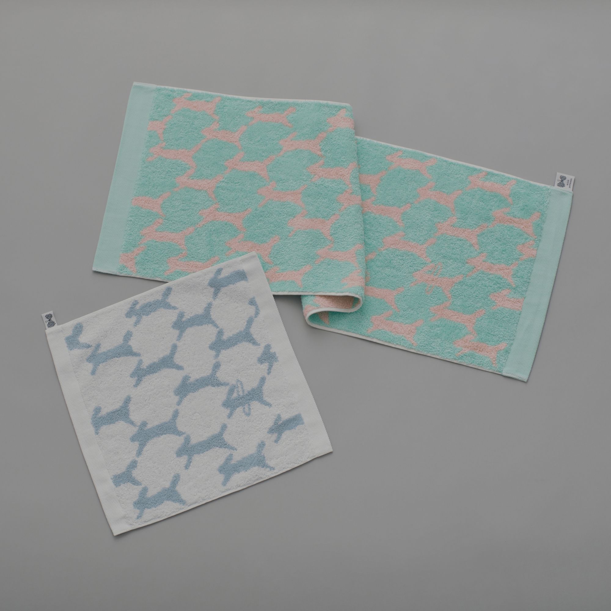 Towels & Handkerchiefs - minä perhonen