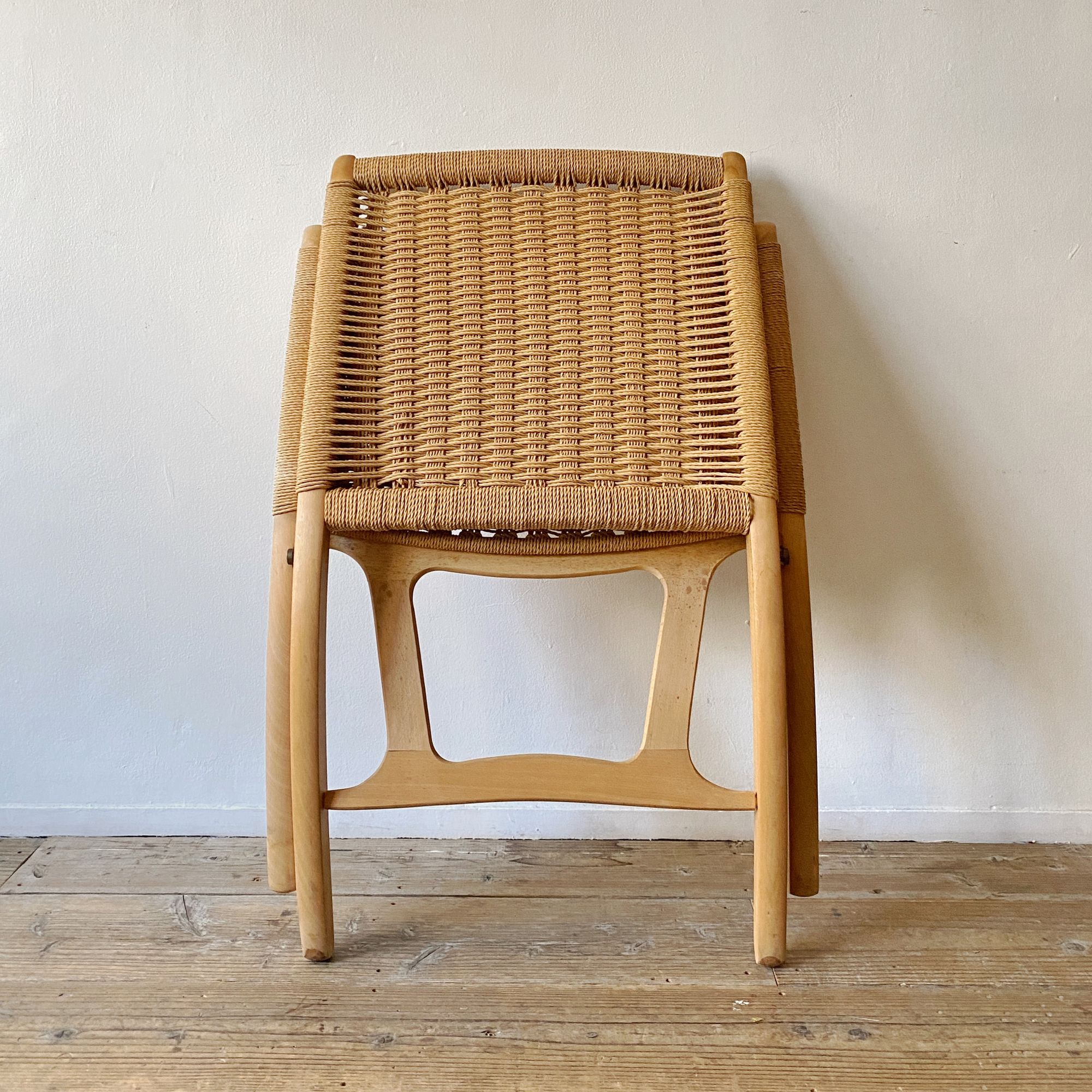 Folding Chair - minä perhonen