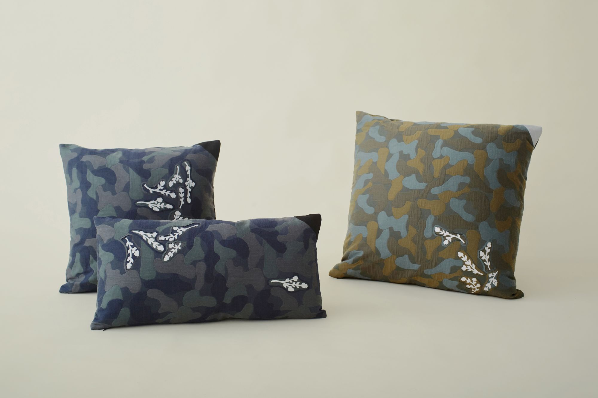 sleeping flower クッションカバー - minä perhonen