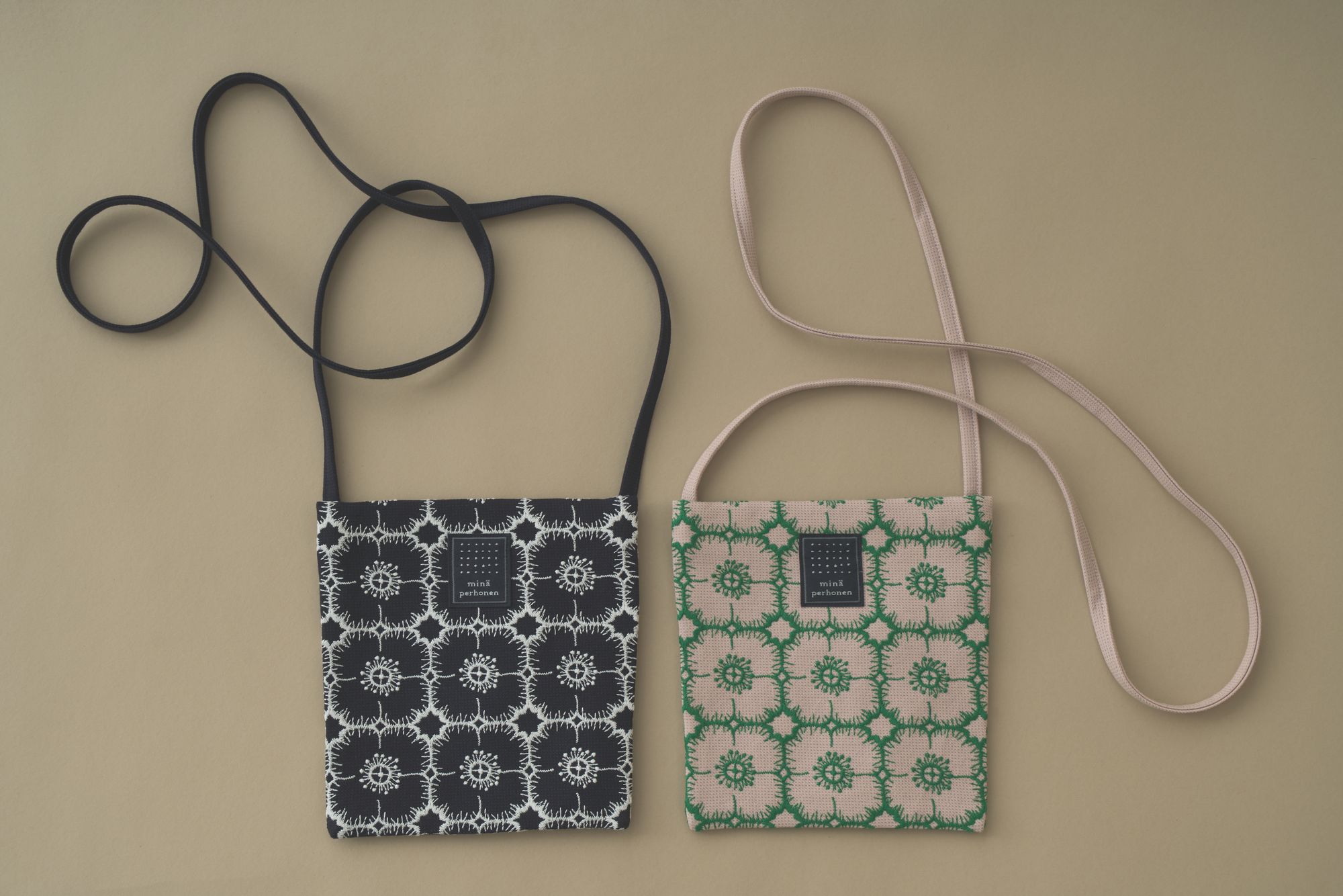 anemone pocket bag - minä perhonen