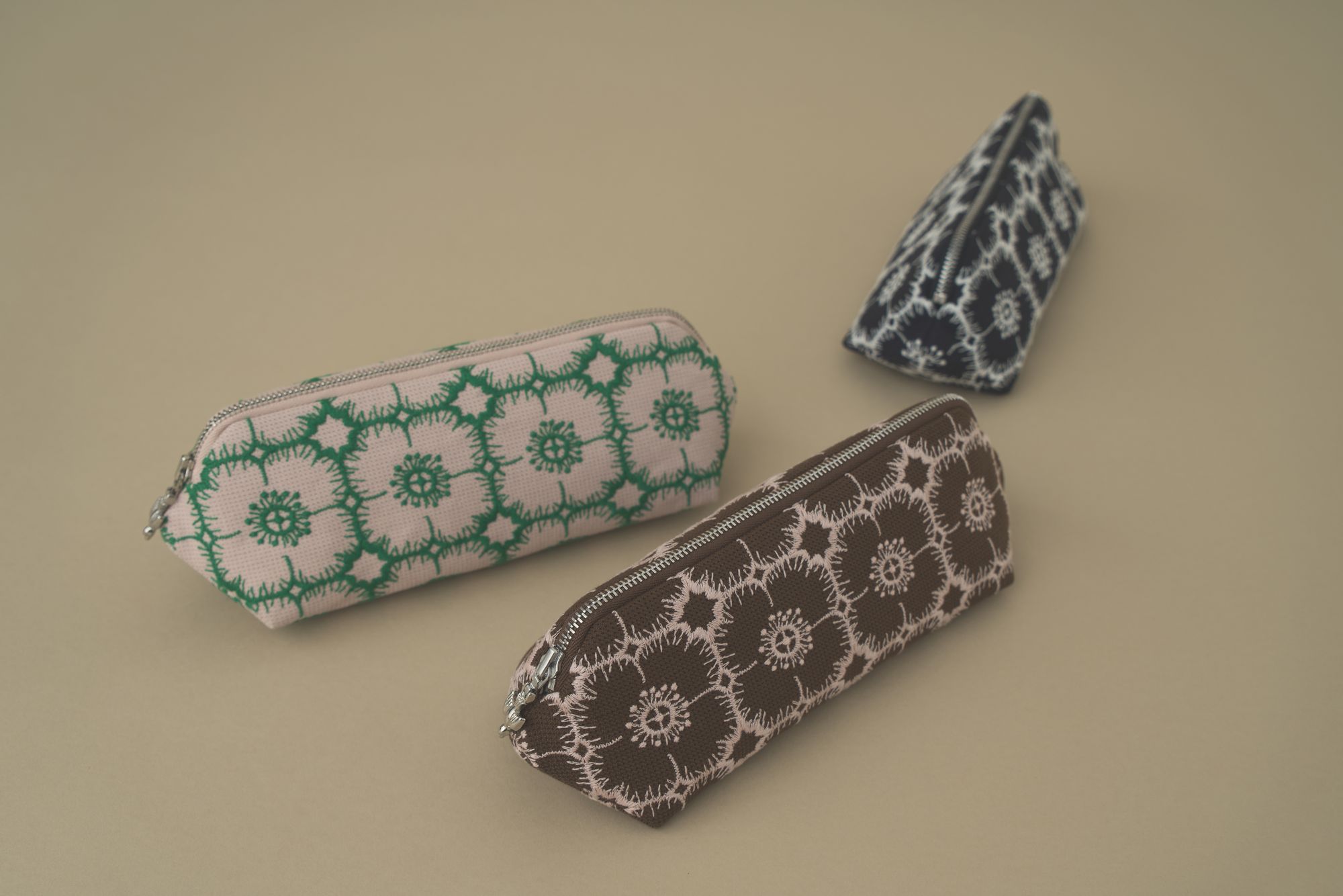 anemone quartz pouch - minä perhonen