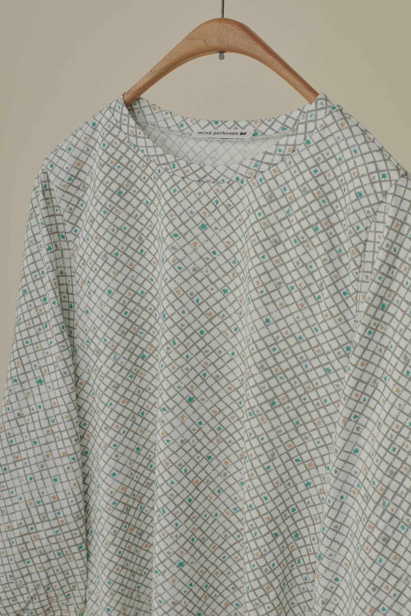 tuike カットソー - minä perhonen