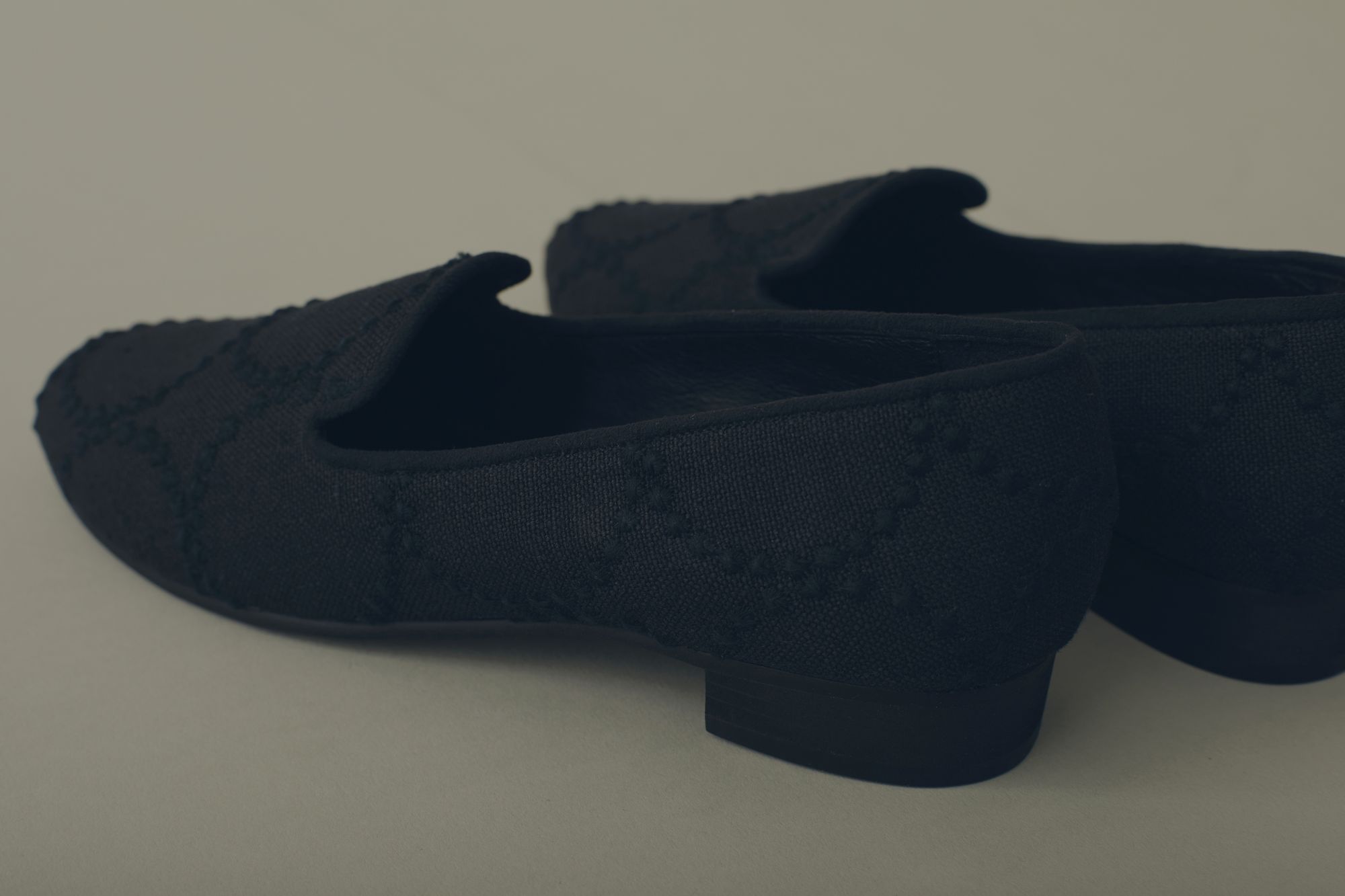 新品未使用】ミナペルホネンスリッポン②tambourine ブラック tambourine kuu - minä perhonen