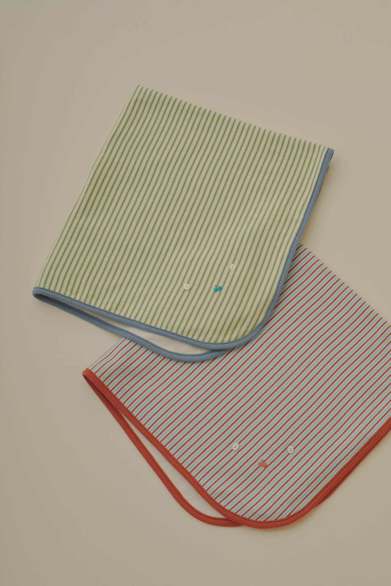 horisontti おくるみ - minä perhonen