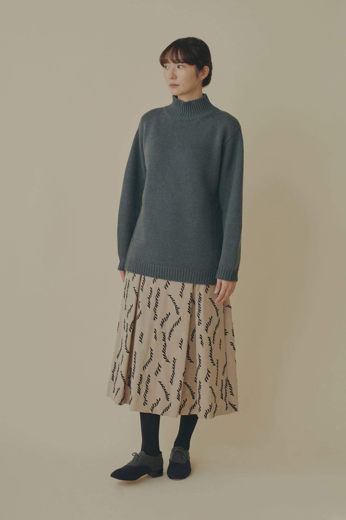 loulou ニットプルオーバー - minä perhonen