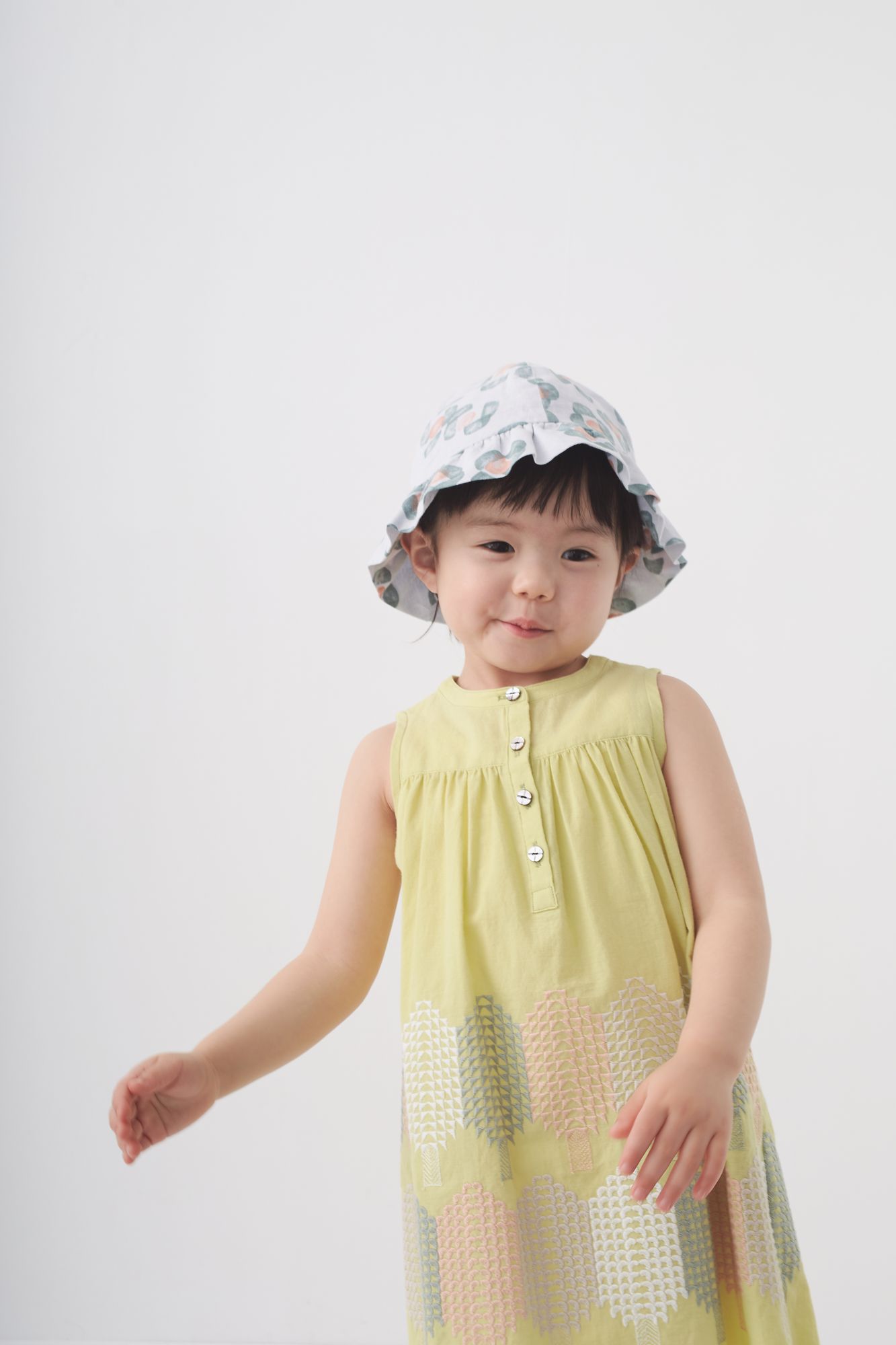 mina pern 麻素材のお帽子 flower mist 帽子 - minä perhonen