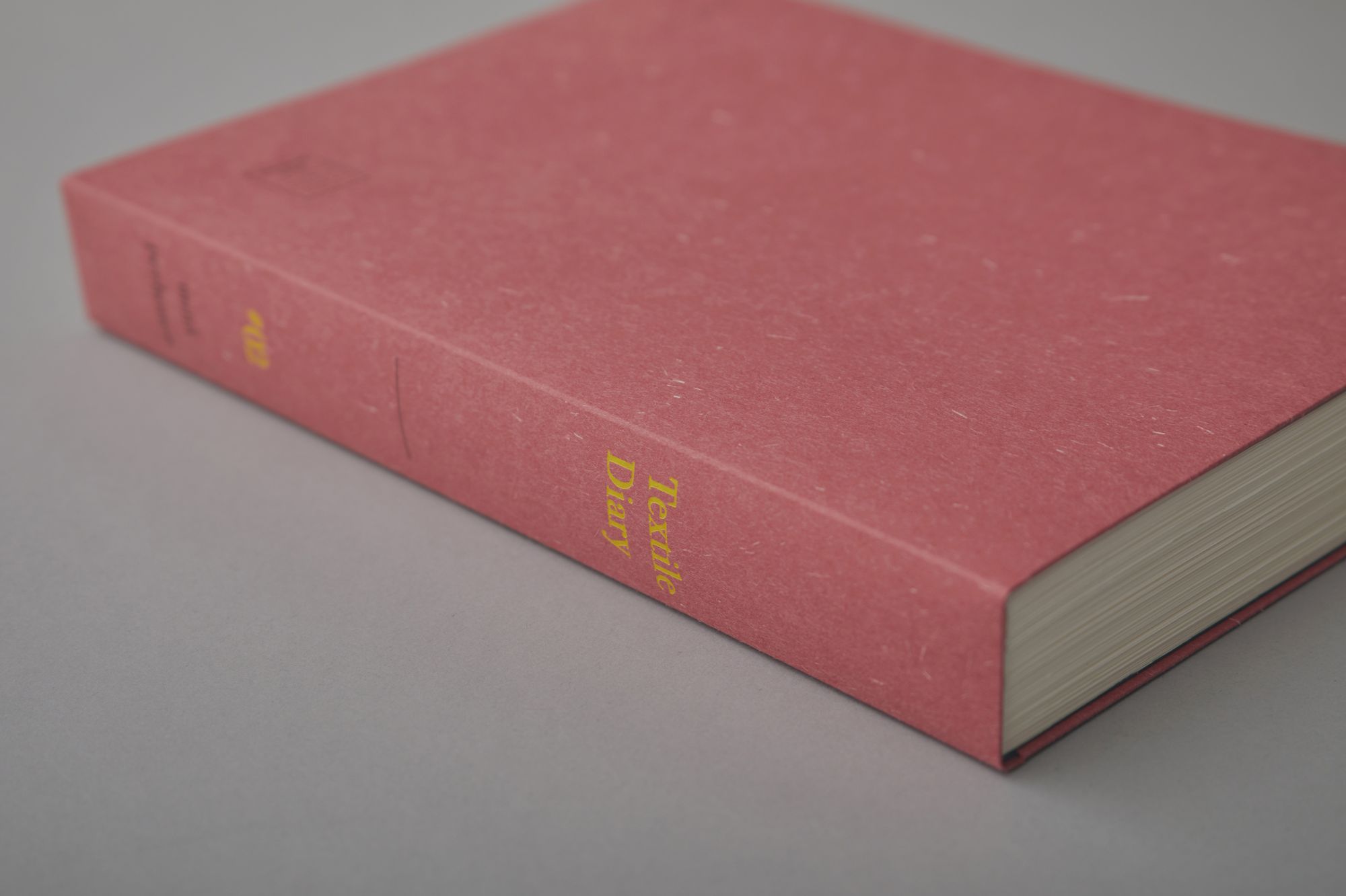 Textile Diary #2 - minä perhonen