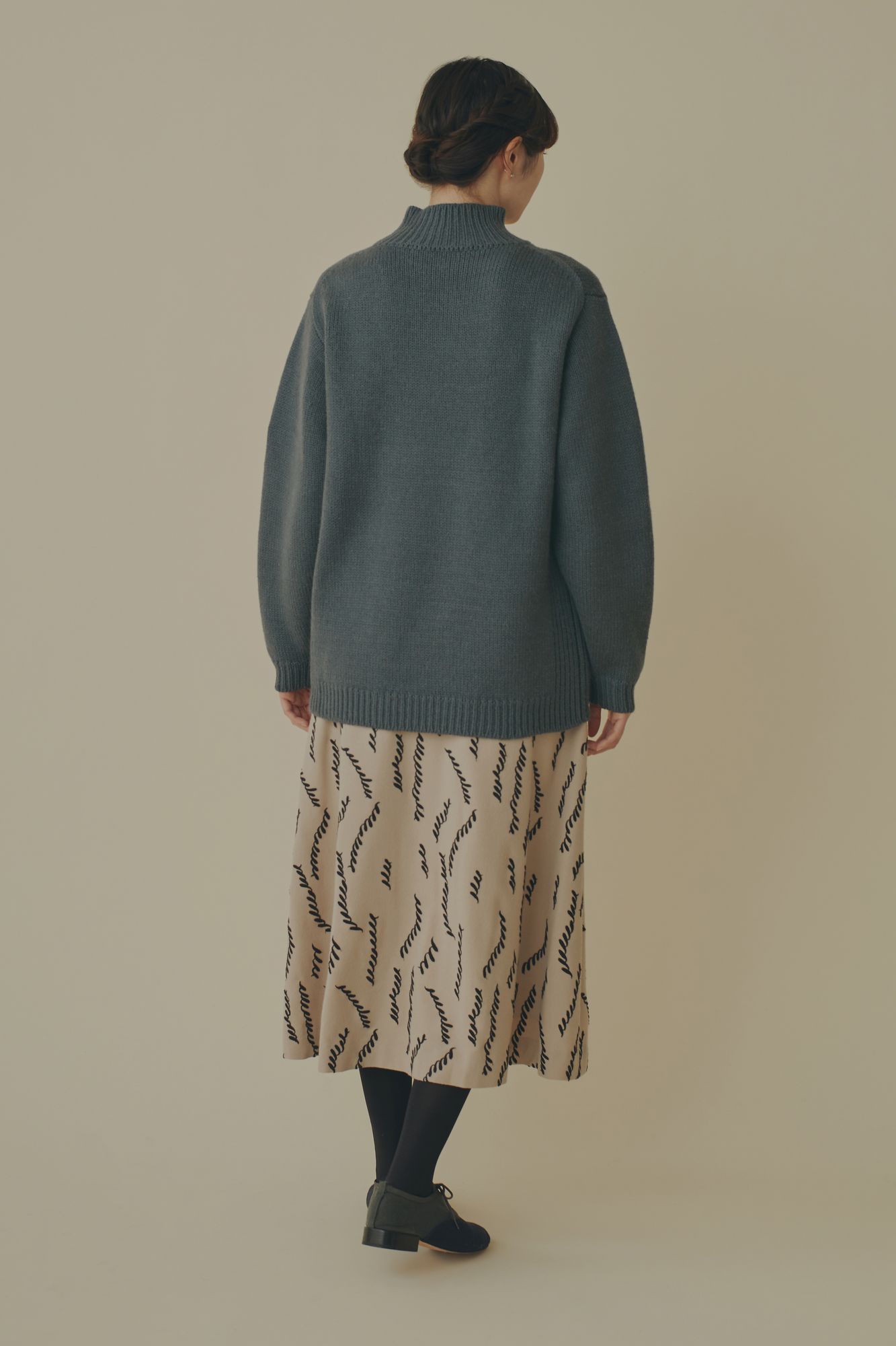 loulou ニットプルオーバー - minä perhonen