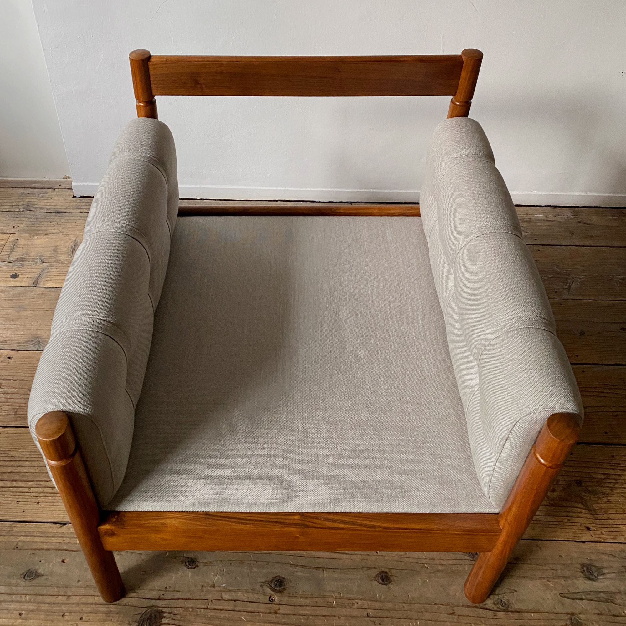 Lounge Chair - minä perhonen