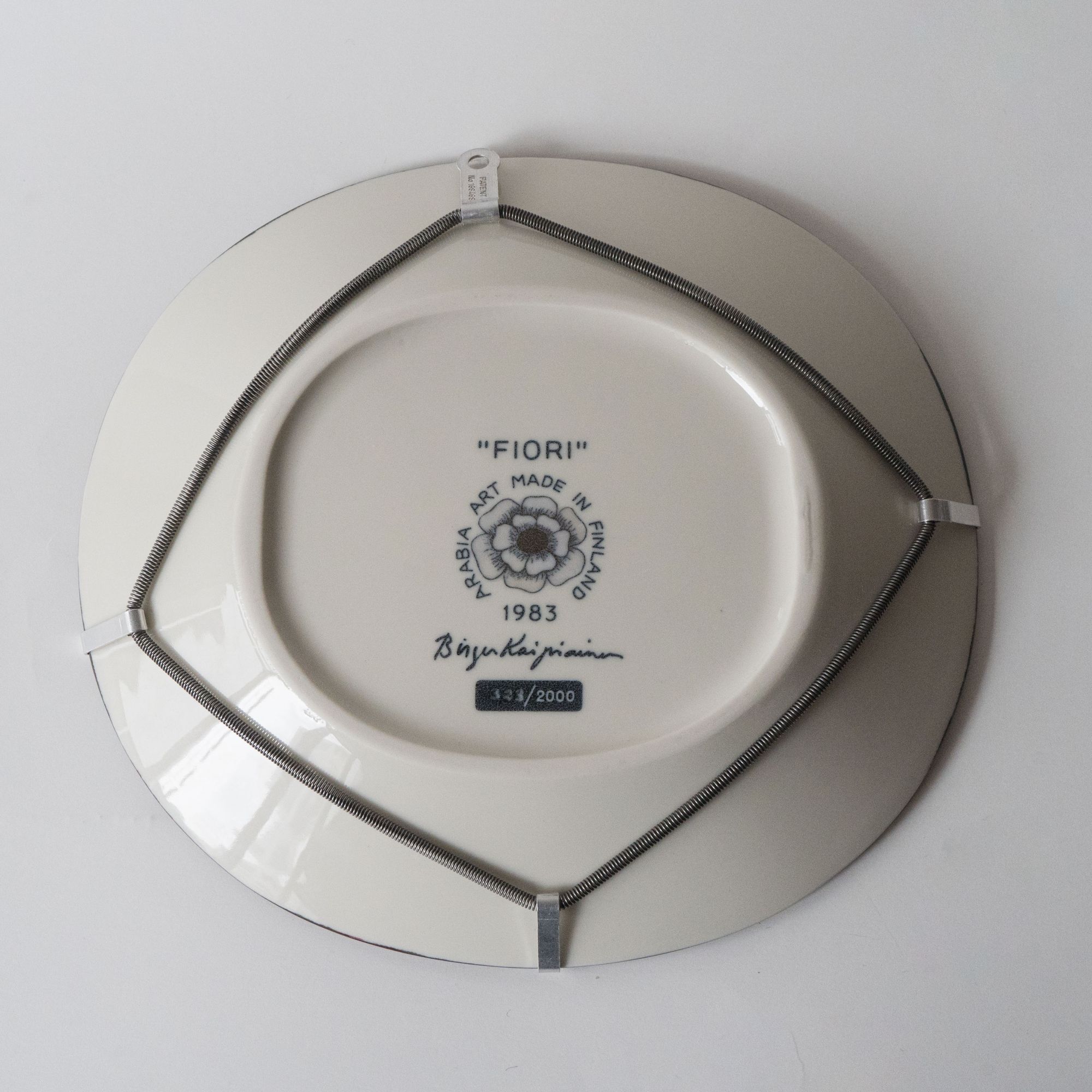 Fiori Wall Plate - minä perhonen