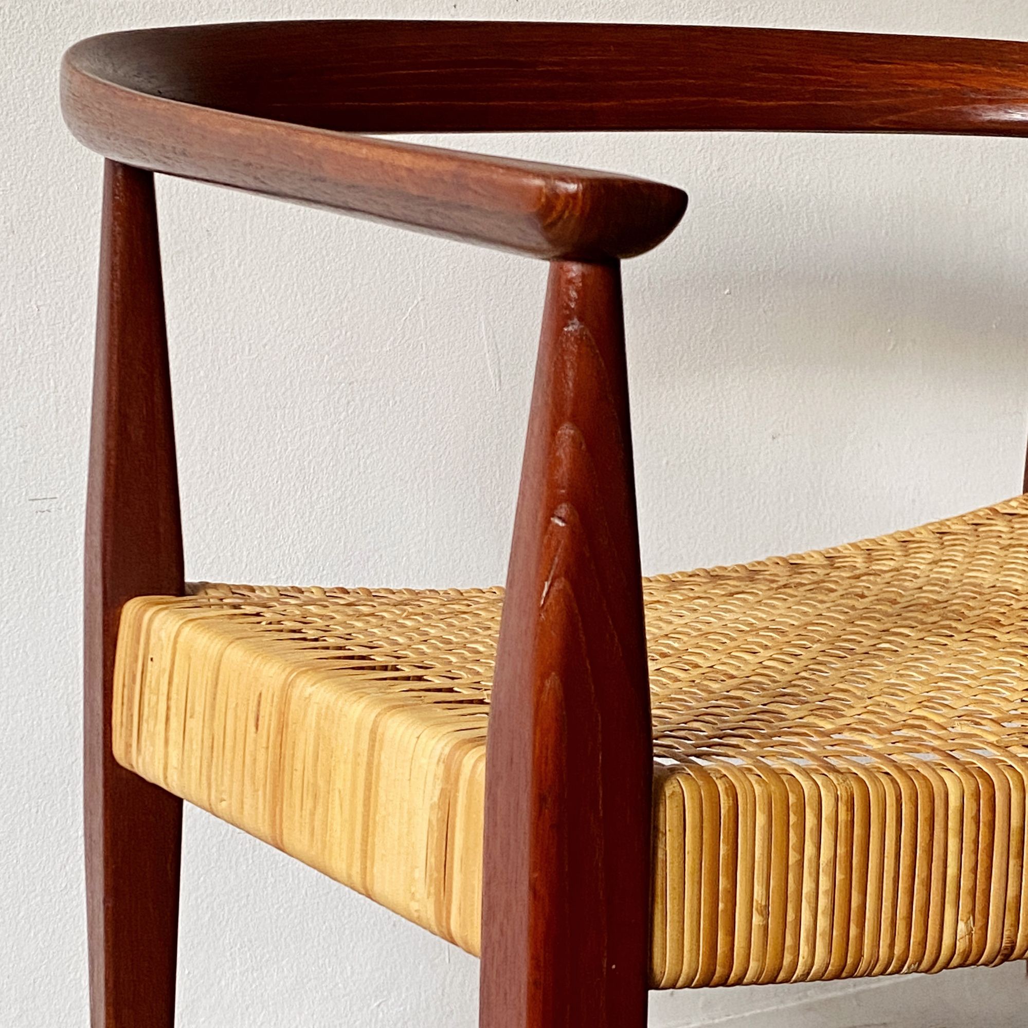 Model 113 Armchair - minä perhonen