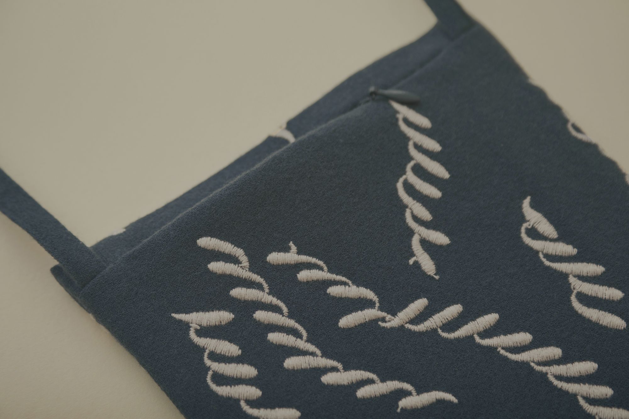 ribbon stick pocket bag - minä perhonen