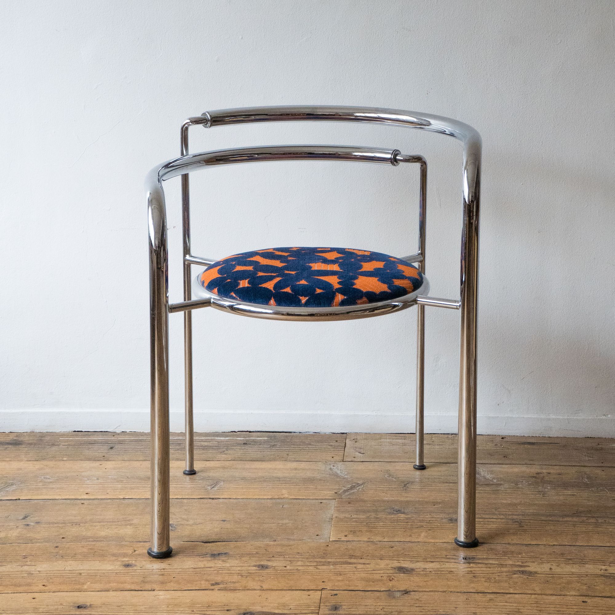 leaf Dark Horse Pipe Chair - minä perhonen