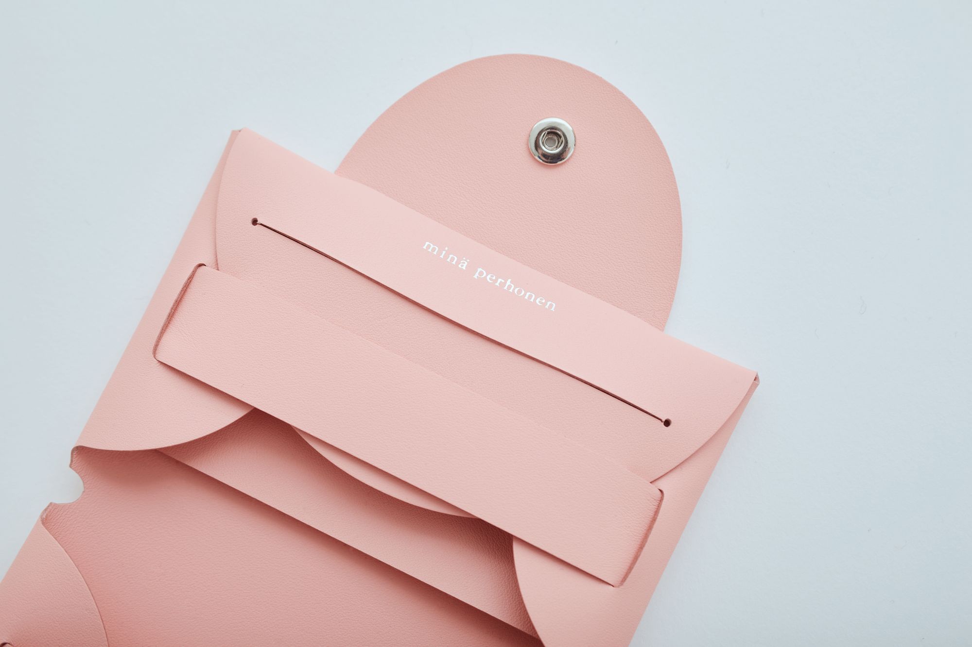 fold card case - minä perhonen