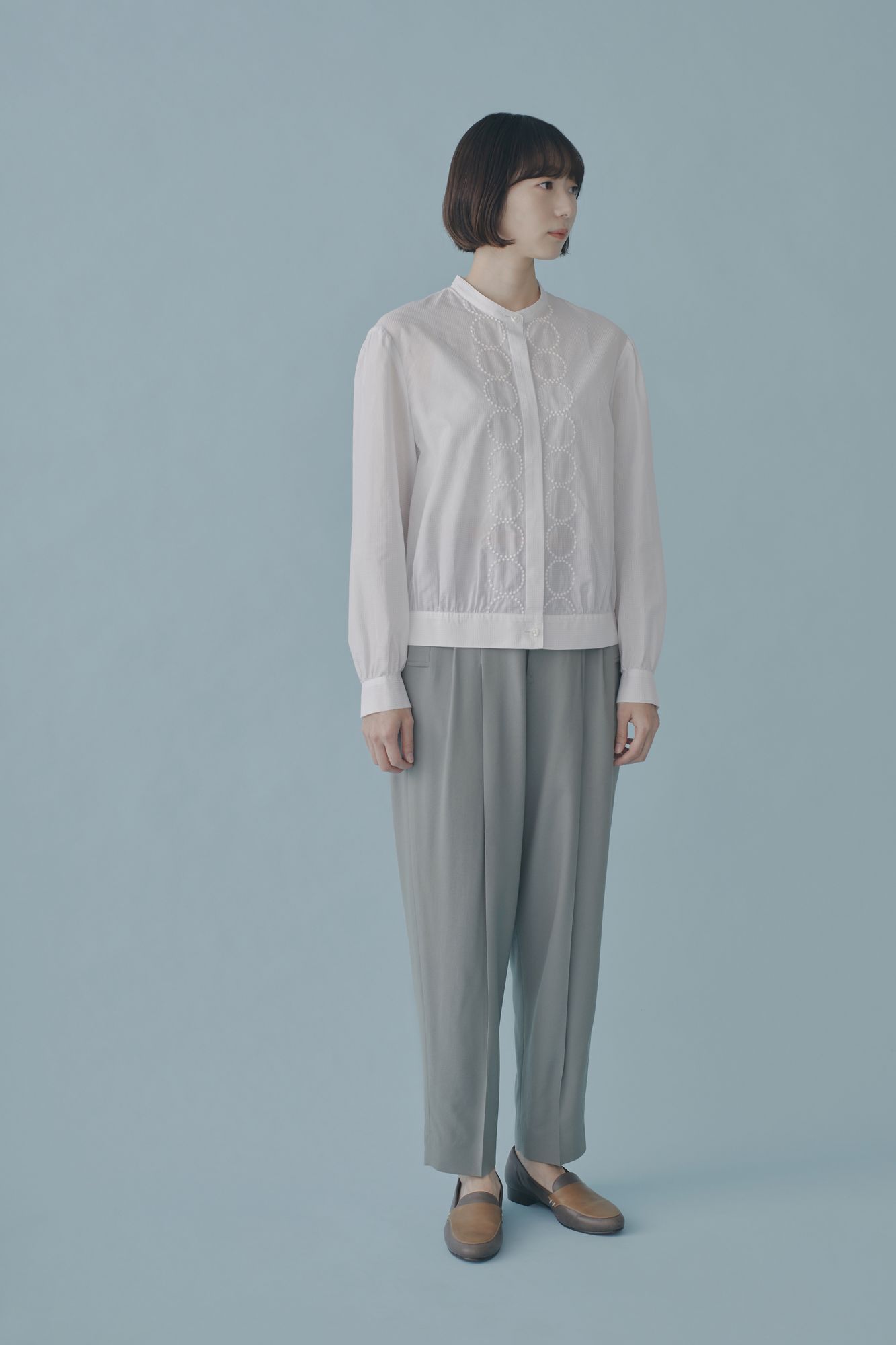 oliivi テーパードパンツ - minä perhonen