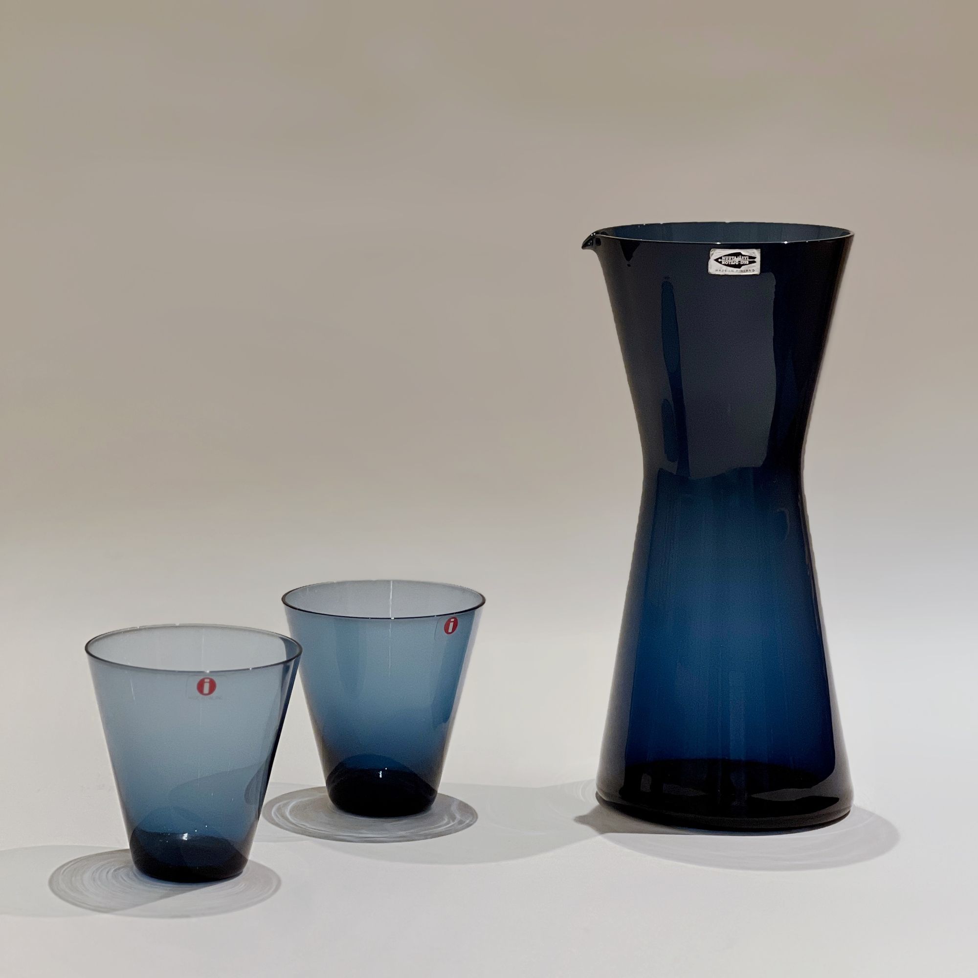 2744 Tumbler M - minä perhonen