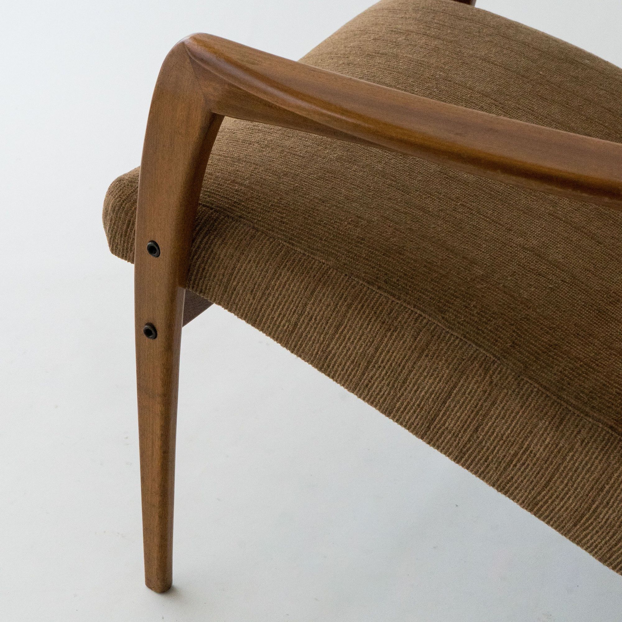 Easy Chair - minä perhonen