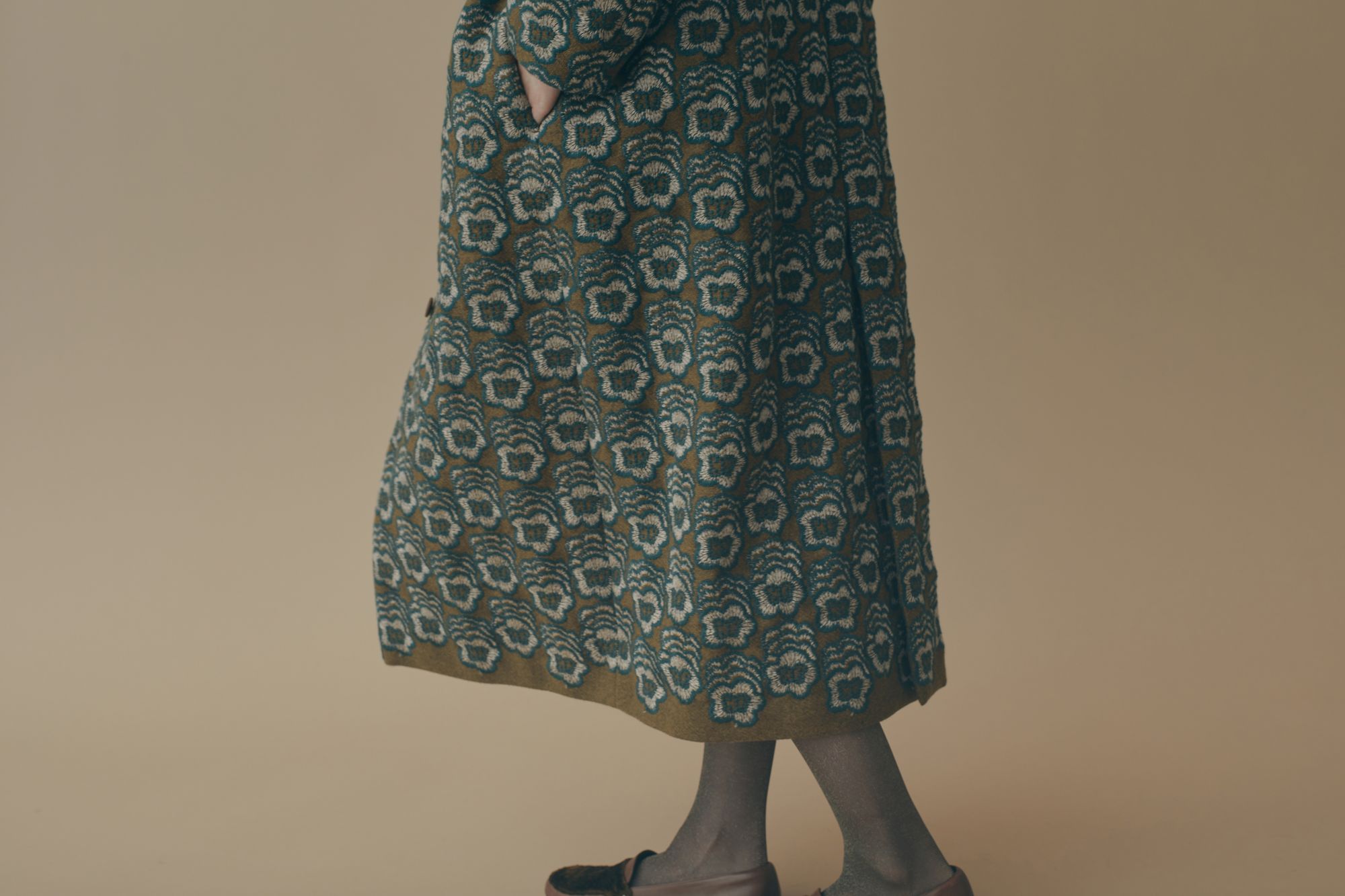 happy bloom ノーカラーコート - minä perhonen