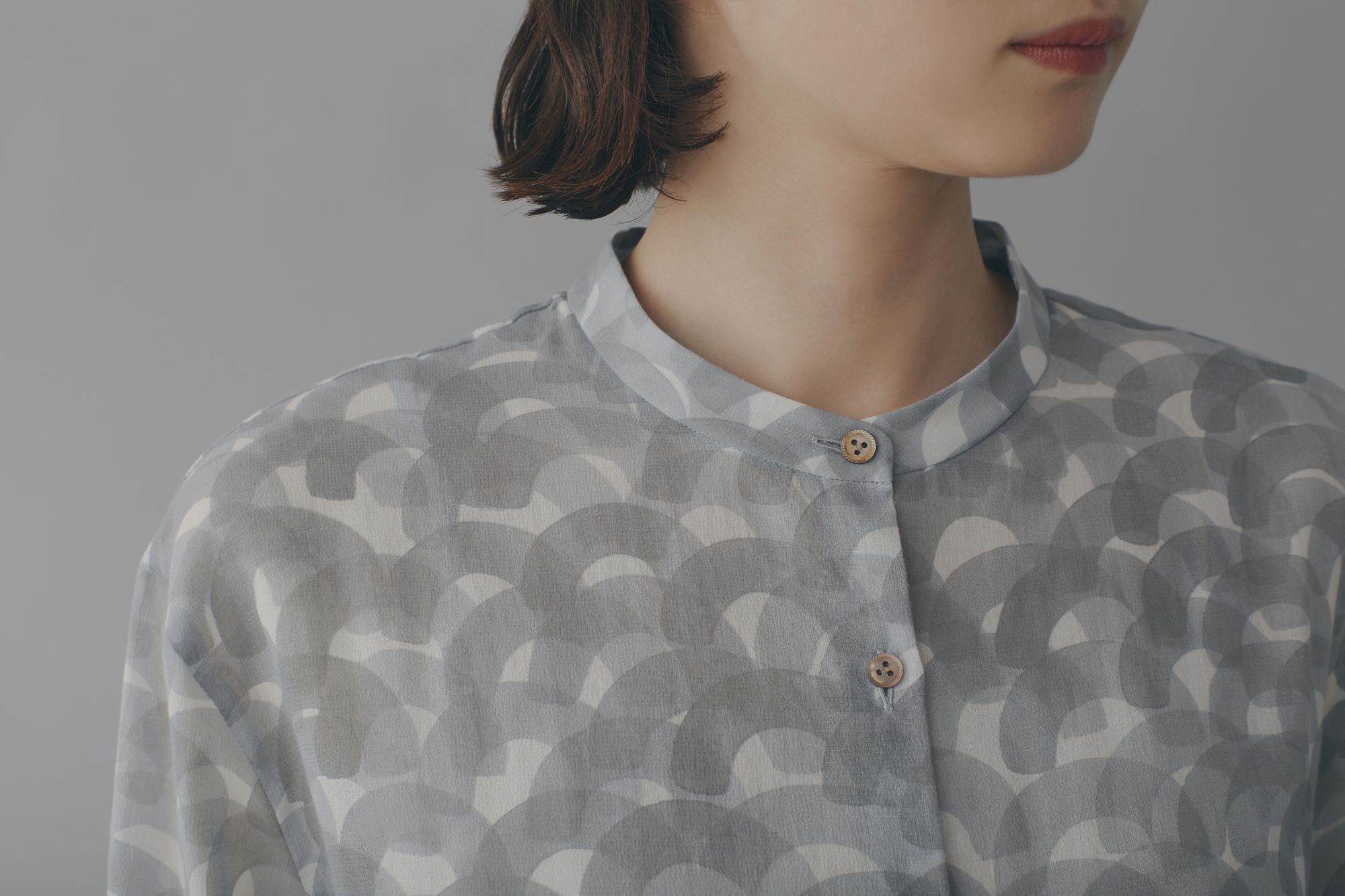 aalto スタンドカラーブラウス - minä perhonen