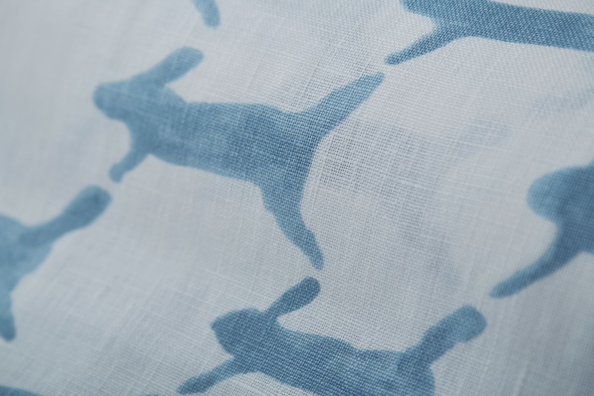 ミナペルホネン　runrunrun 黒　綿麻　切替ギャザ　ブルゾン　ハンドメイド ミナペルホネン runrunrun 黒 綿麻 切替ギャザーブルゾン ハンドメイド