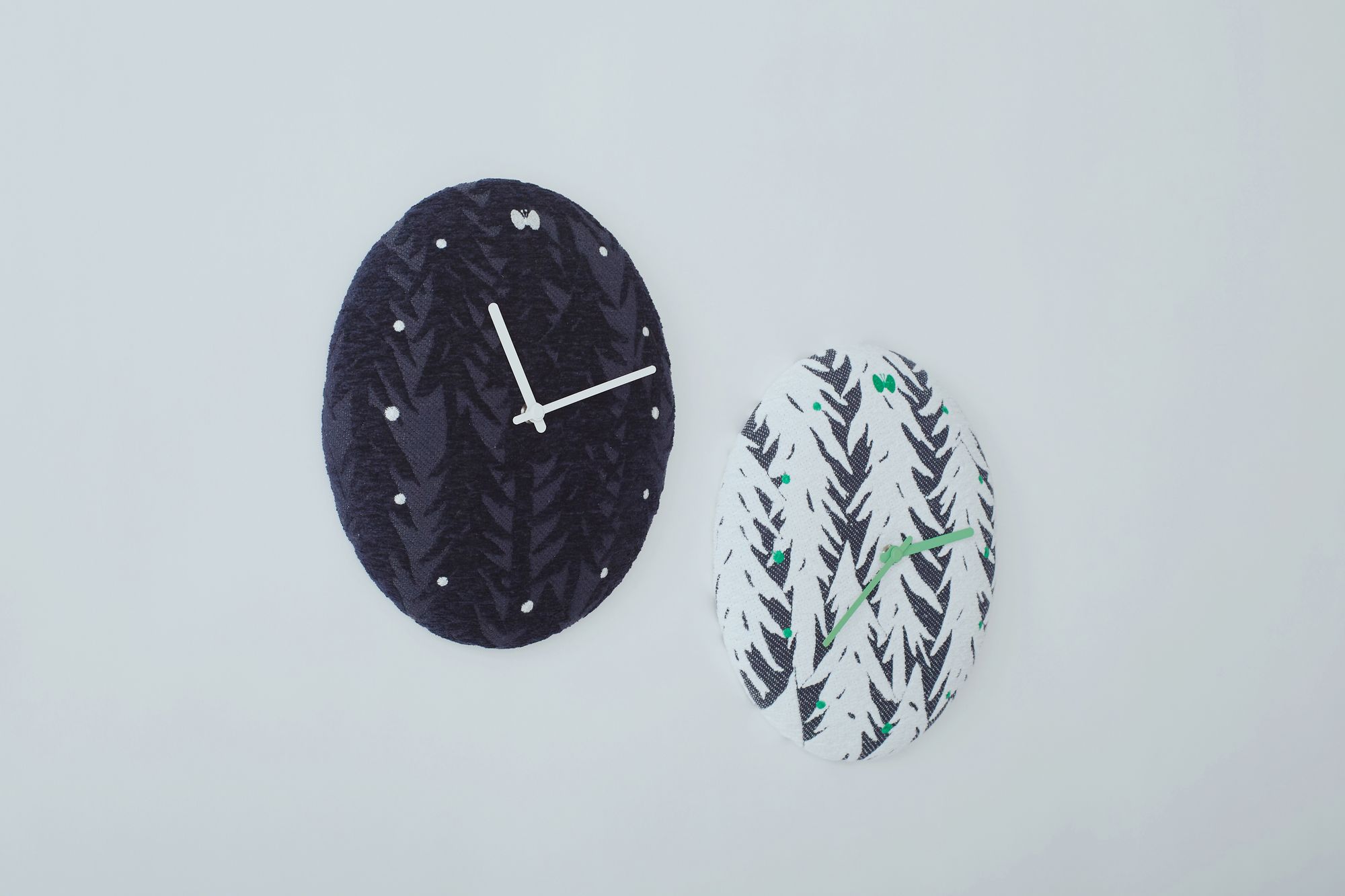 【新品未使用】ミナペルホネン 掛け時計　bolo ブルー salo bolo oval 時計 - minä perhonen