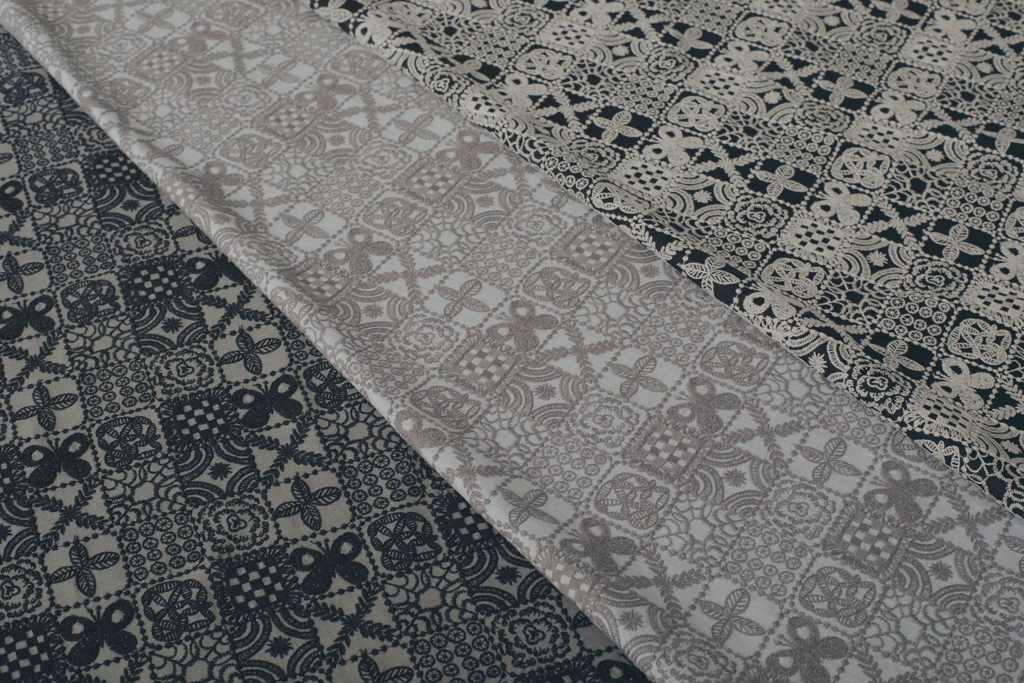 forest tile ファブリック - minä perhonen