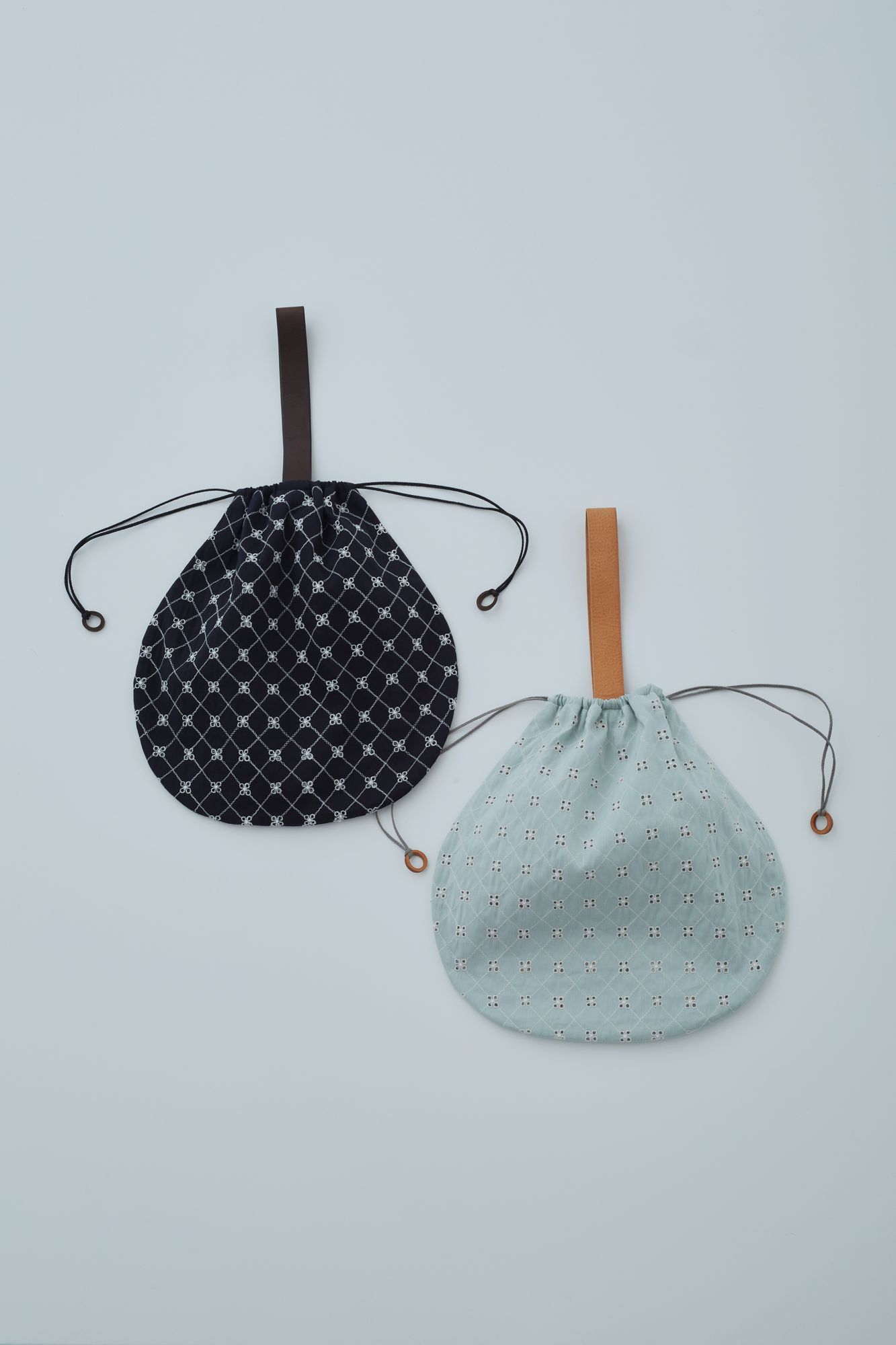 flower beads pear bag - minä perhonen