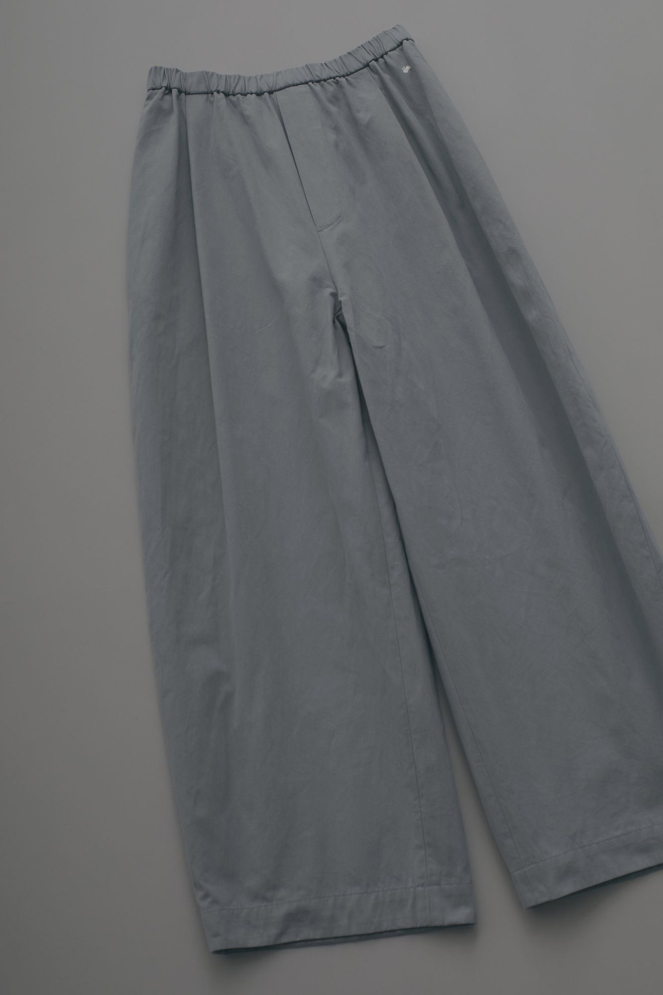 春を待つブルーグレー/ミナペルホネン harbor パンツ - minä perhonen