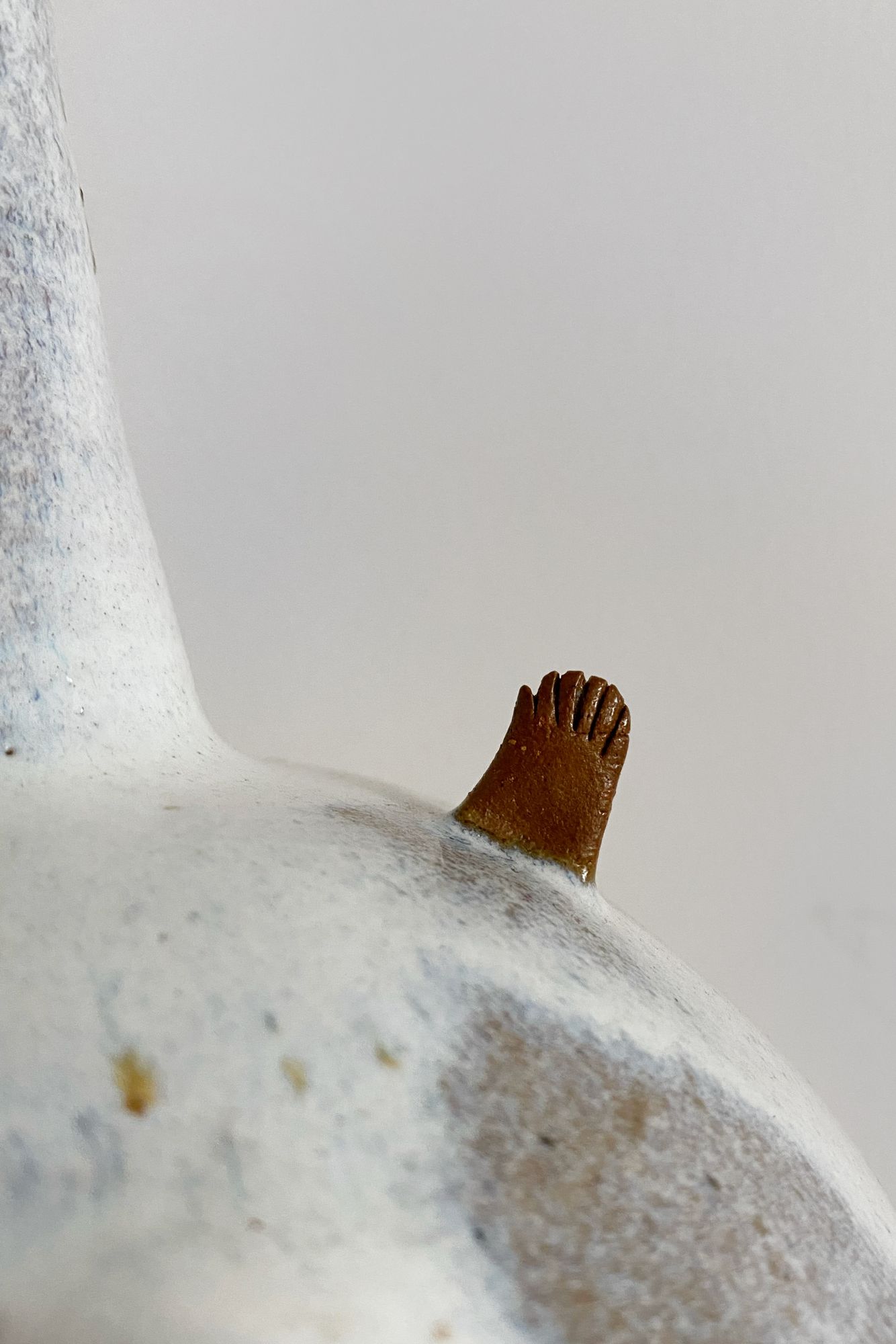 Ceramic Vase / Object Finn Lynggaard - minä perhonen